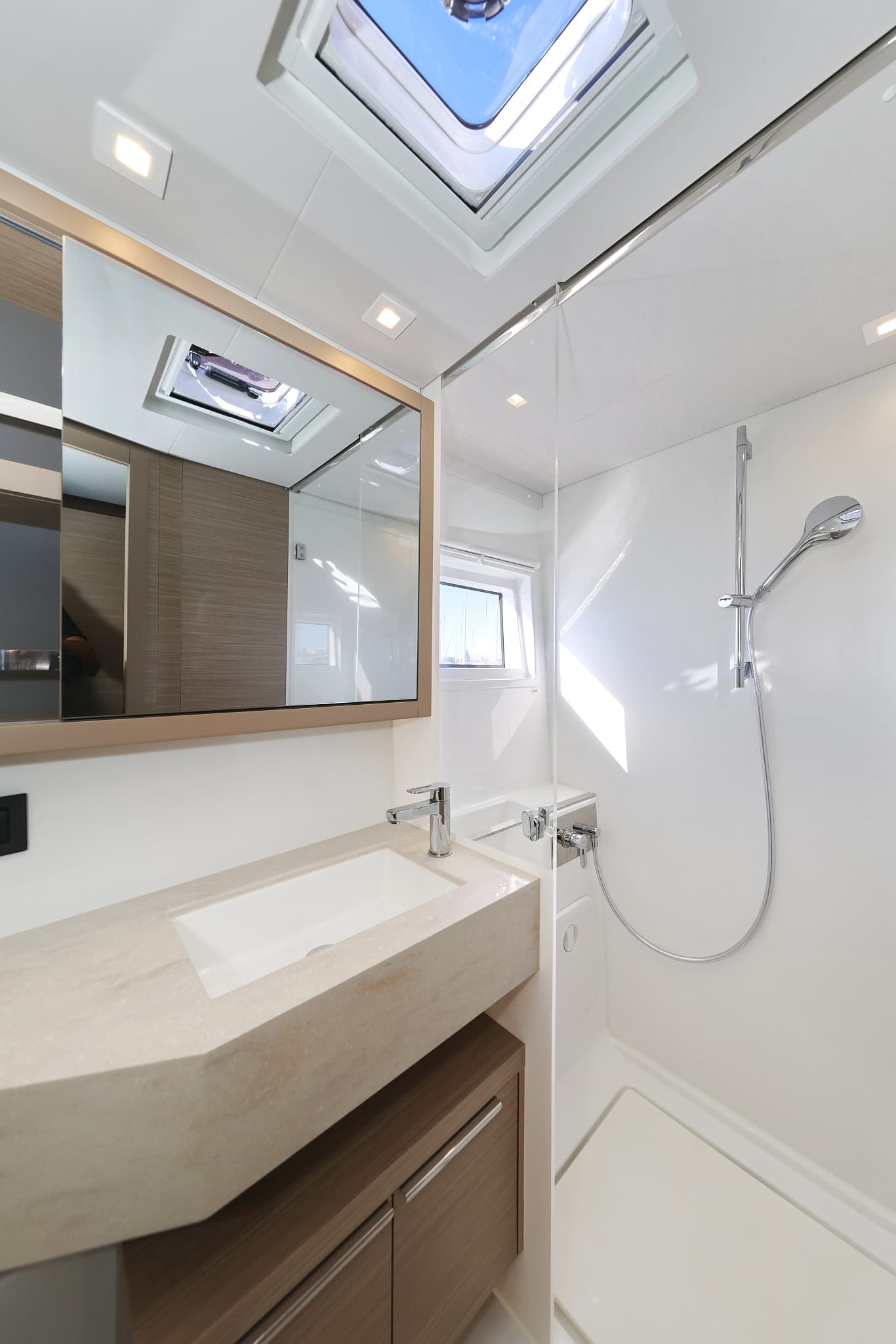 Lagoon 46  - photo 73