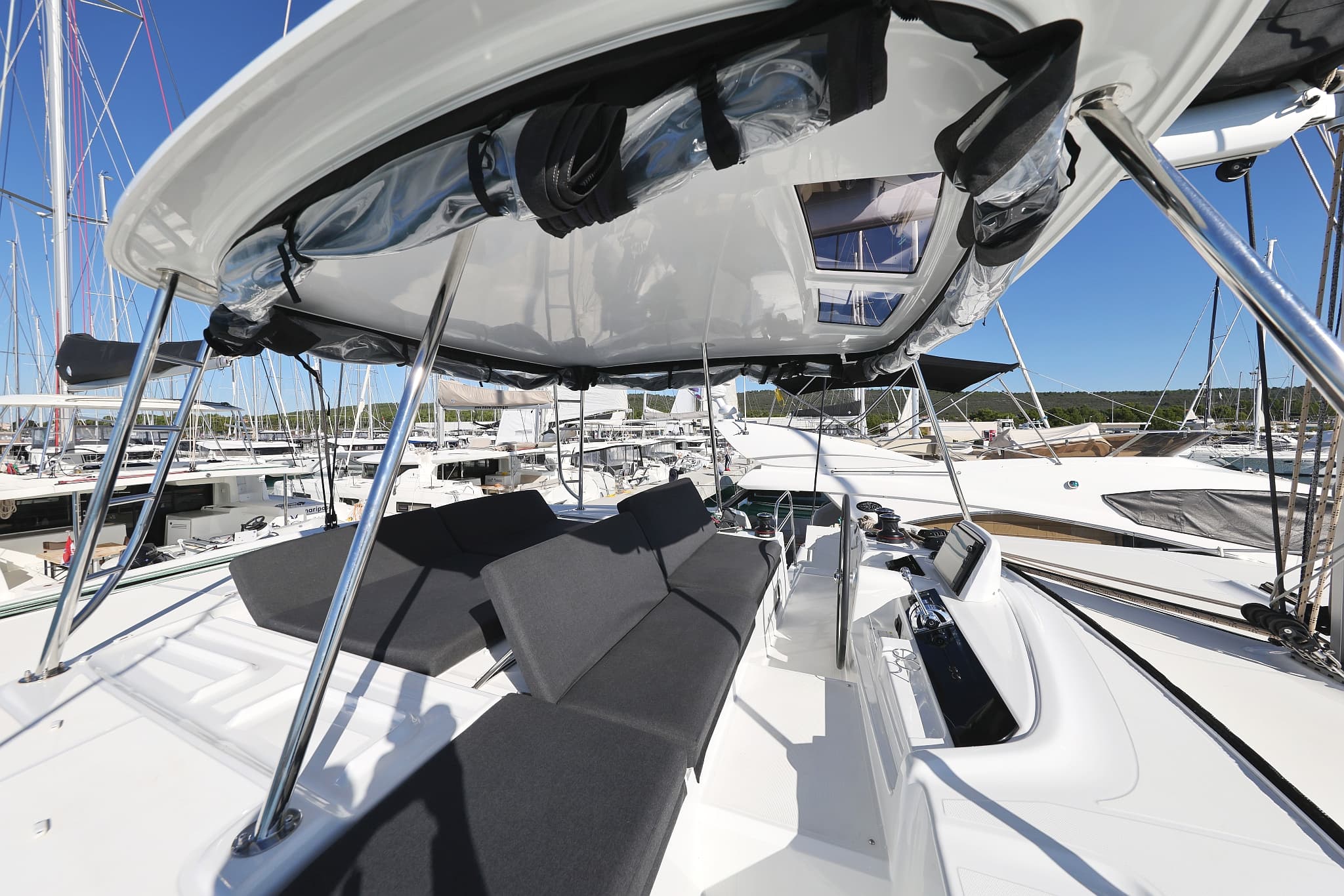 Lagoon 46  - photo 70