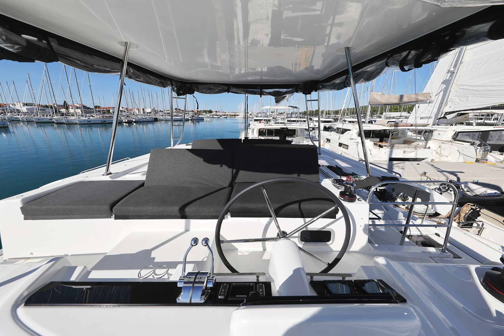 Lagoon 46  - photo 50