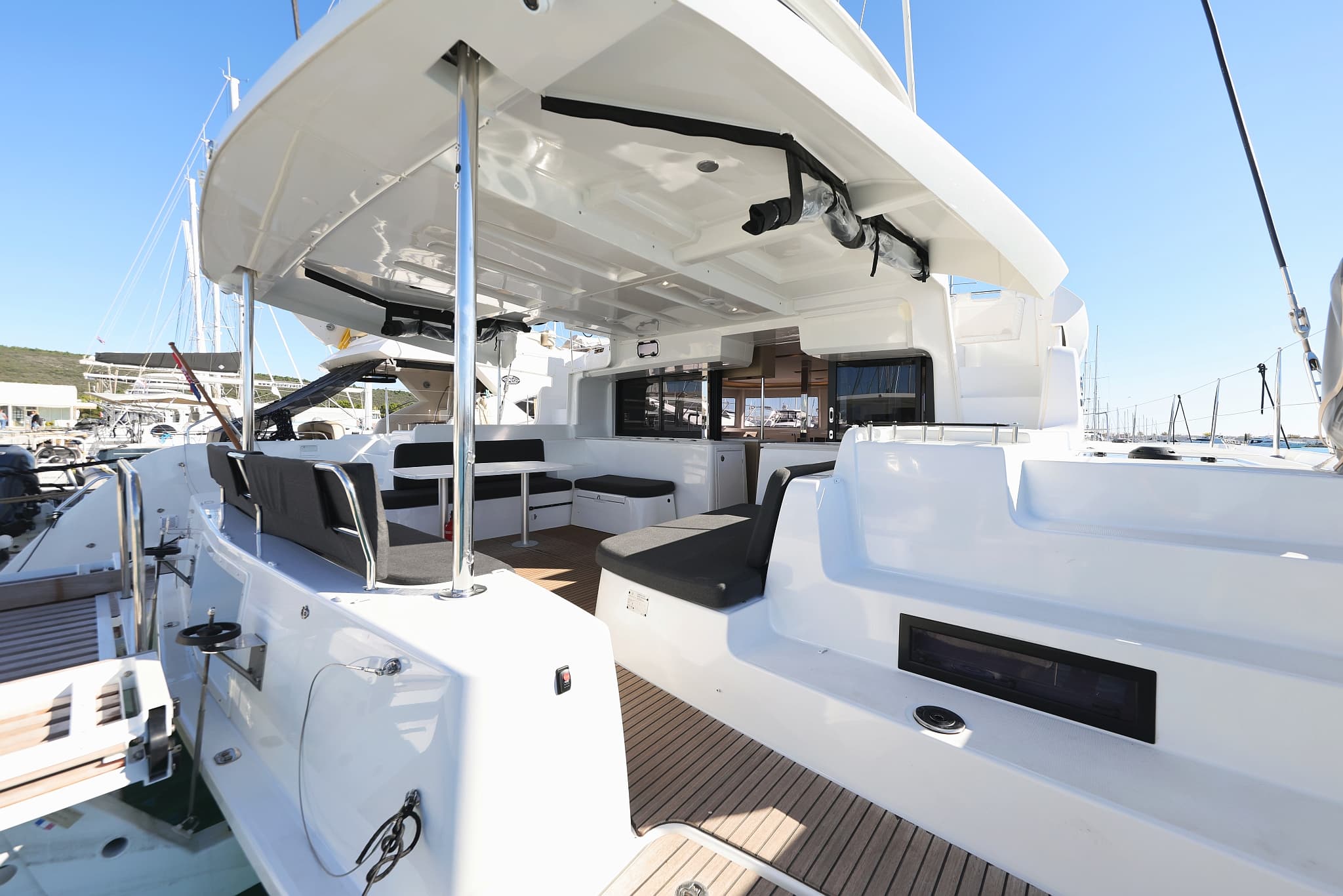 Lagoon 46  - photo 64