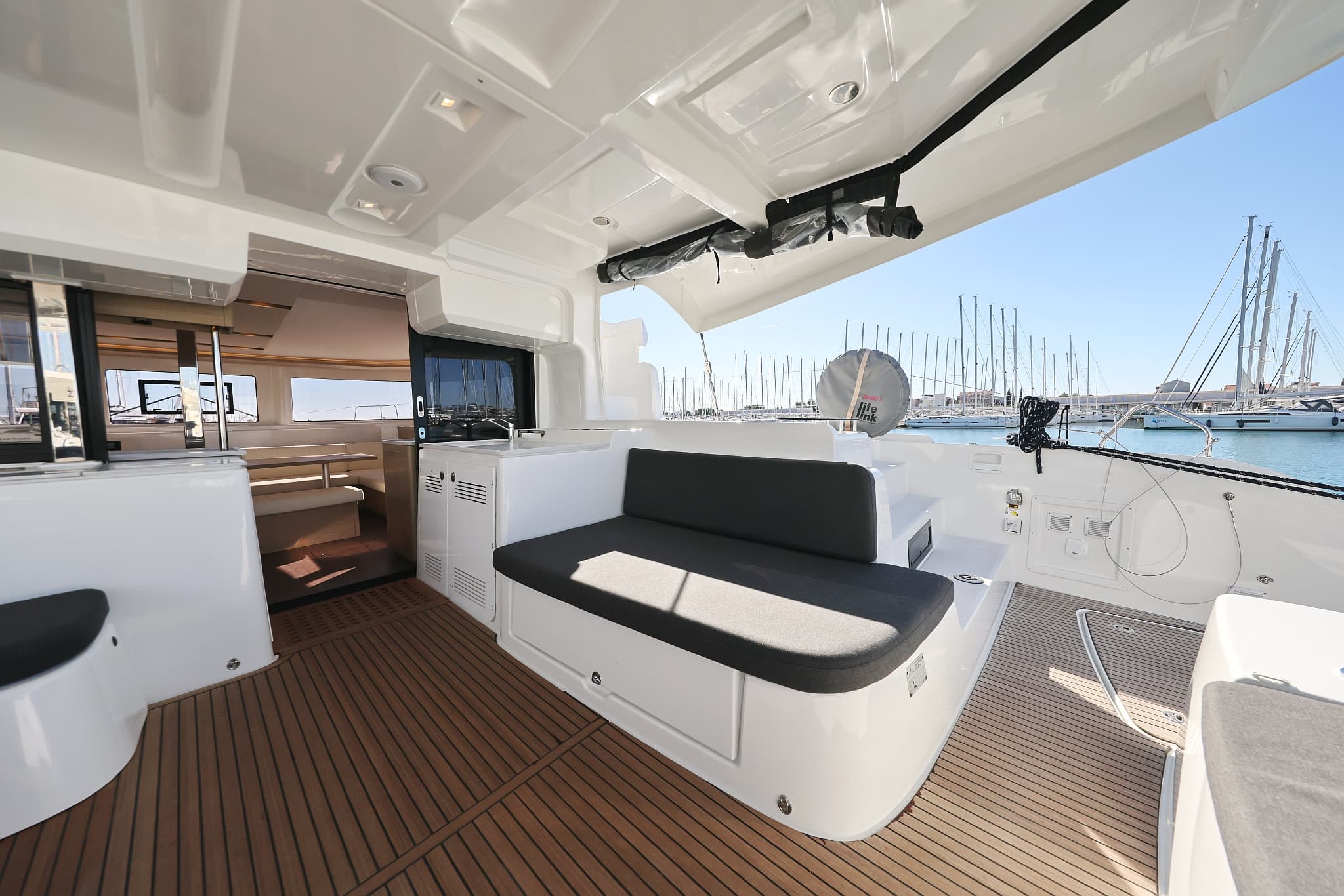 Lagoon 46  - photo 66