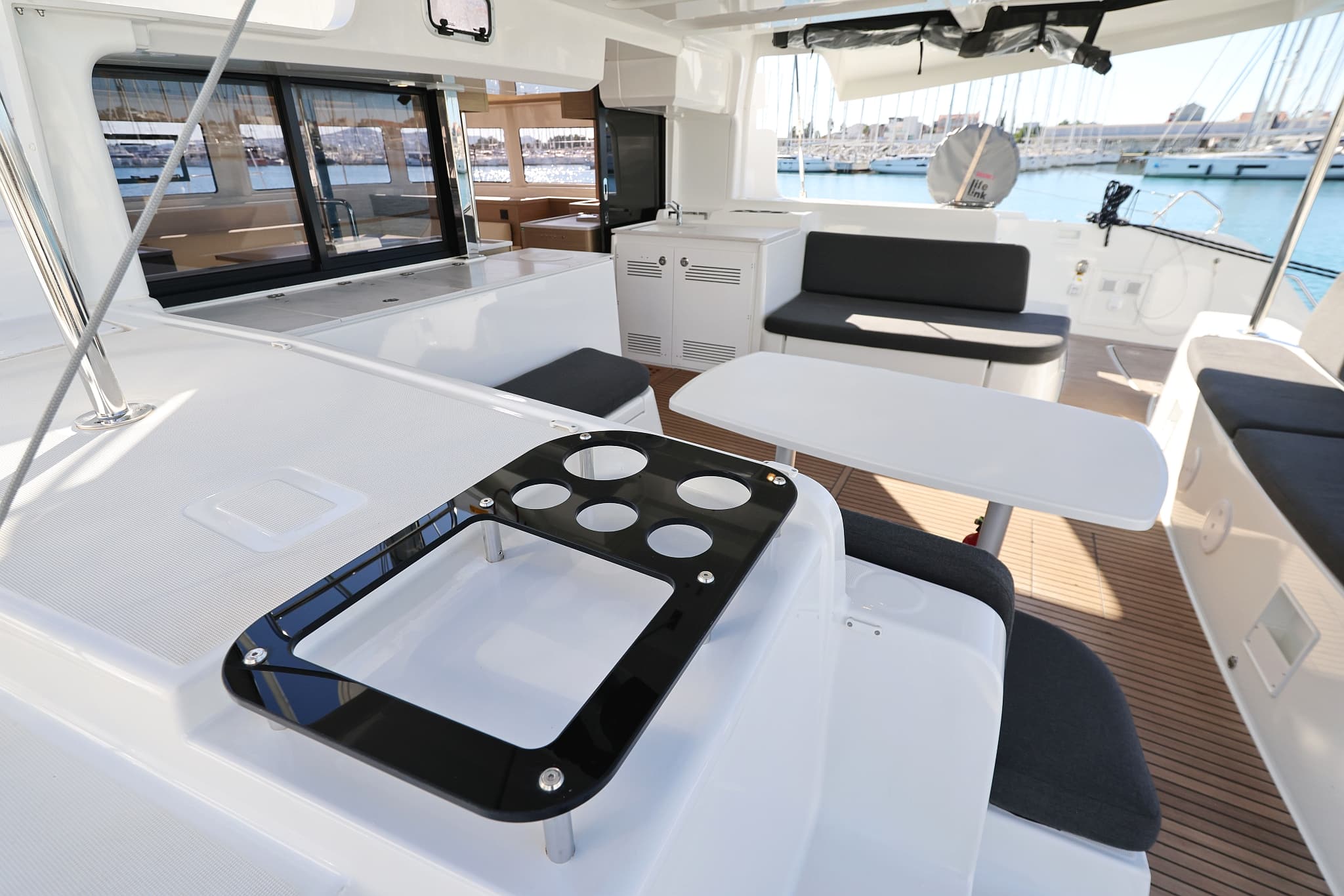 Lagoon 46  - photo 56