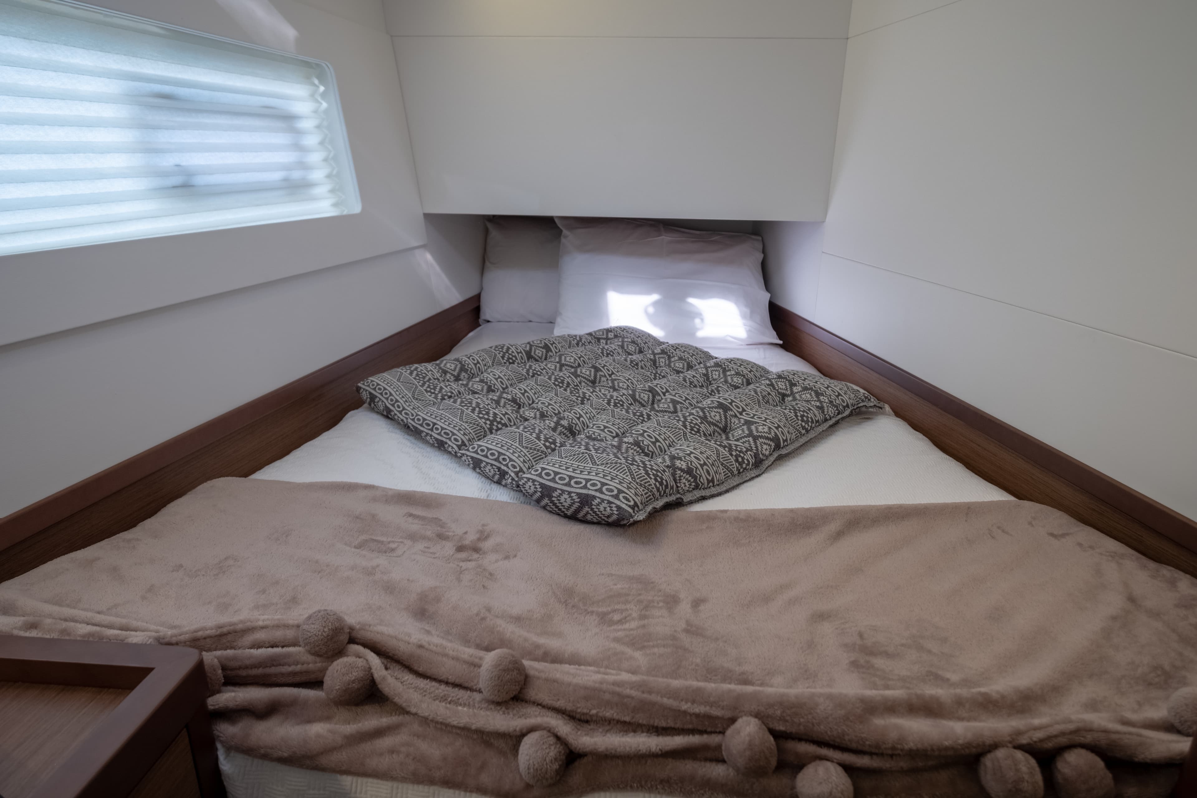 Lagoon 40 - photo 45