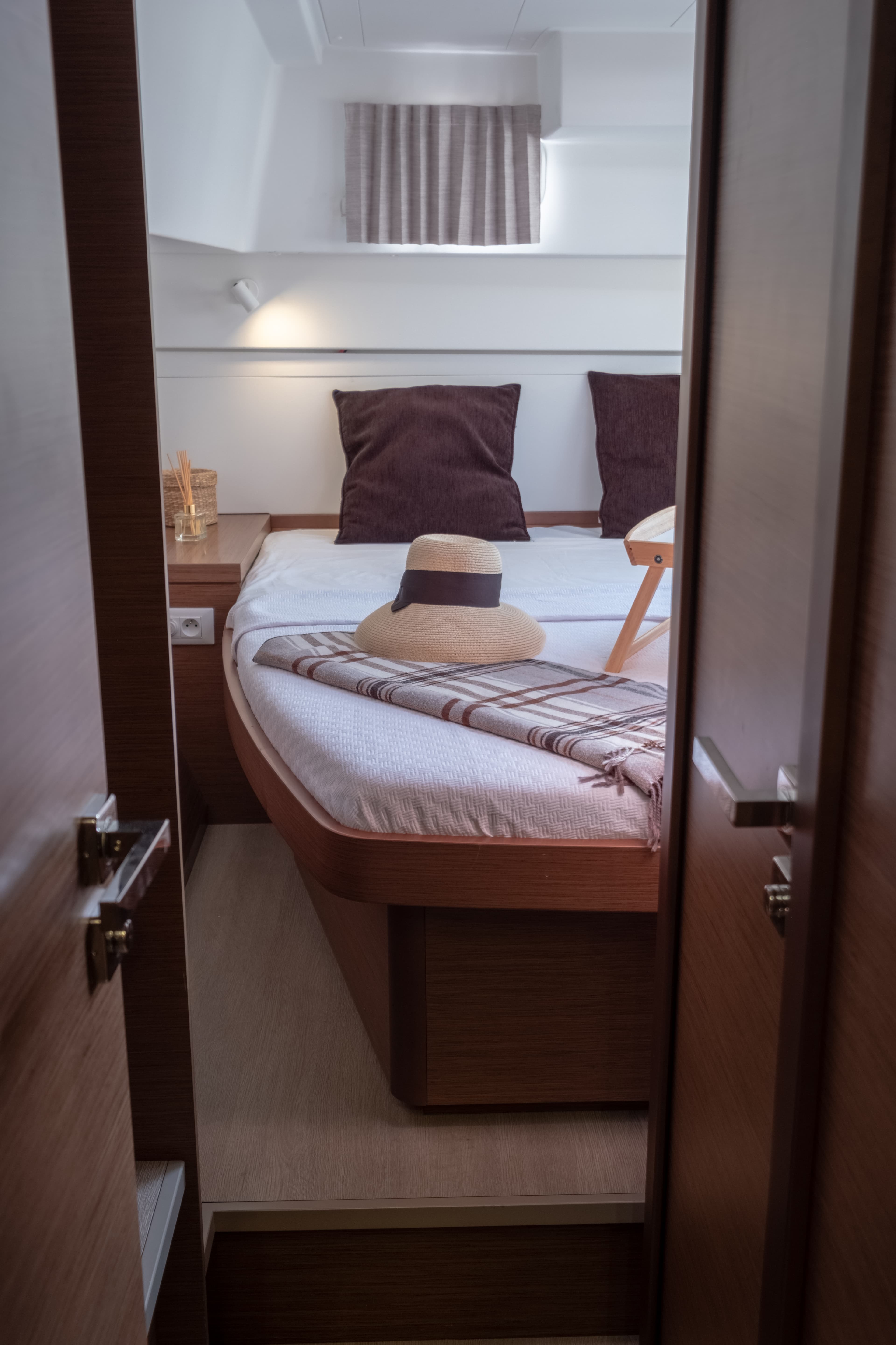 Lagoon 40 - photo 37