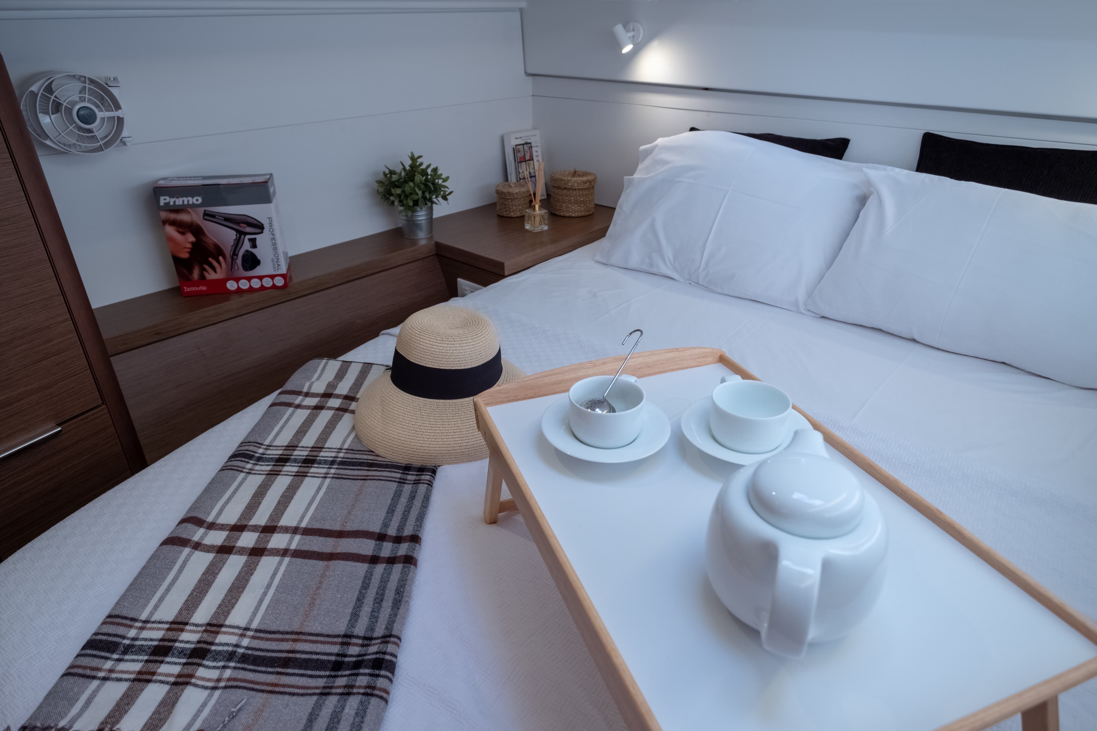 Lagoon 40 - photo 32