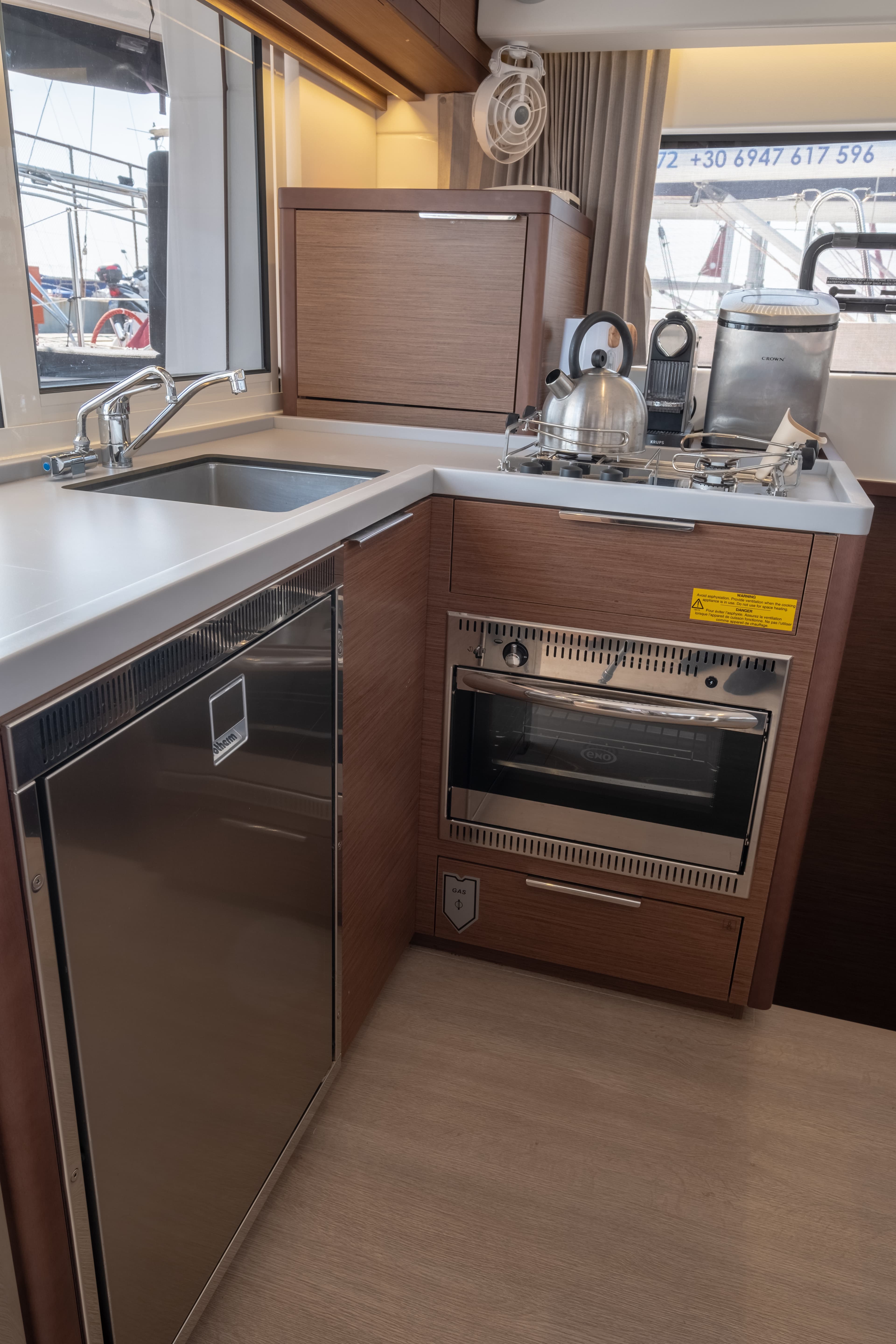 Lagoon 40 - photo 28