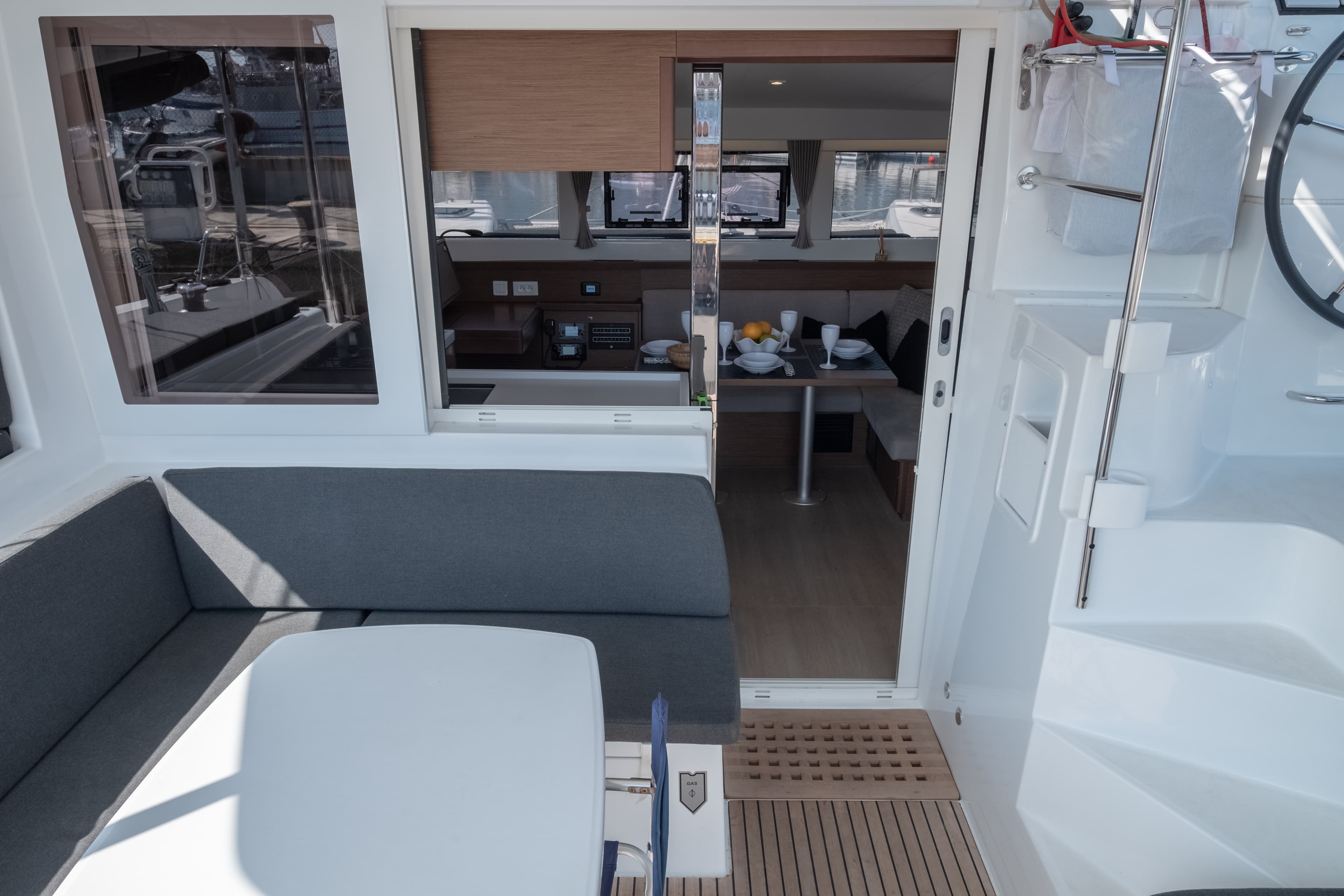 Lagoon 40 - photo 61