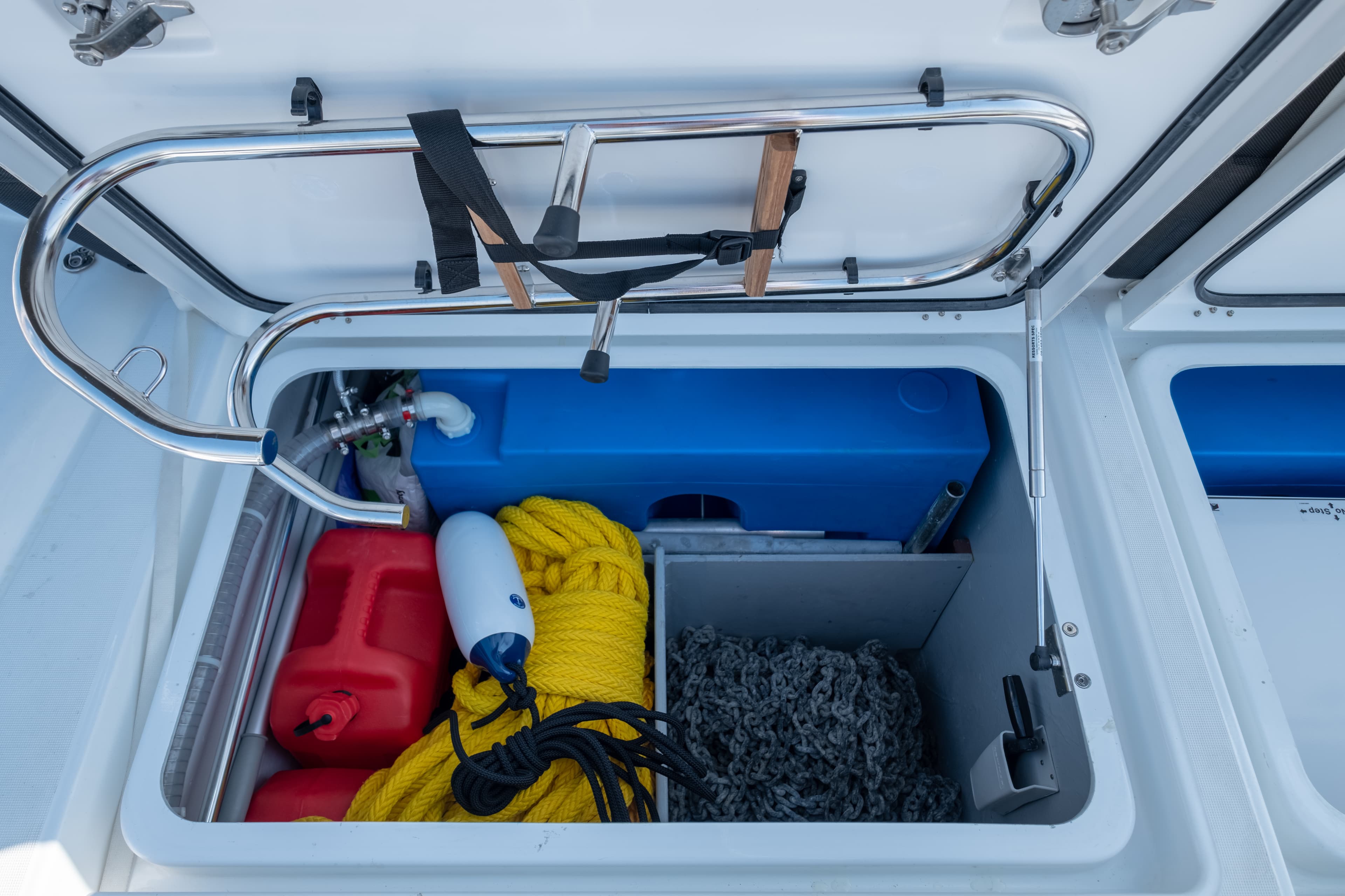 Lagoon 40 - photo 17