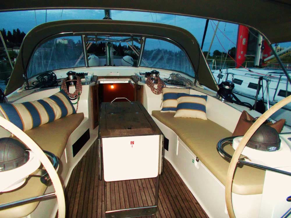 Bavaria 45 Cruiser - photo 11