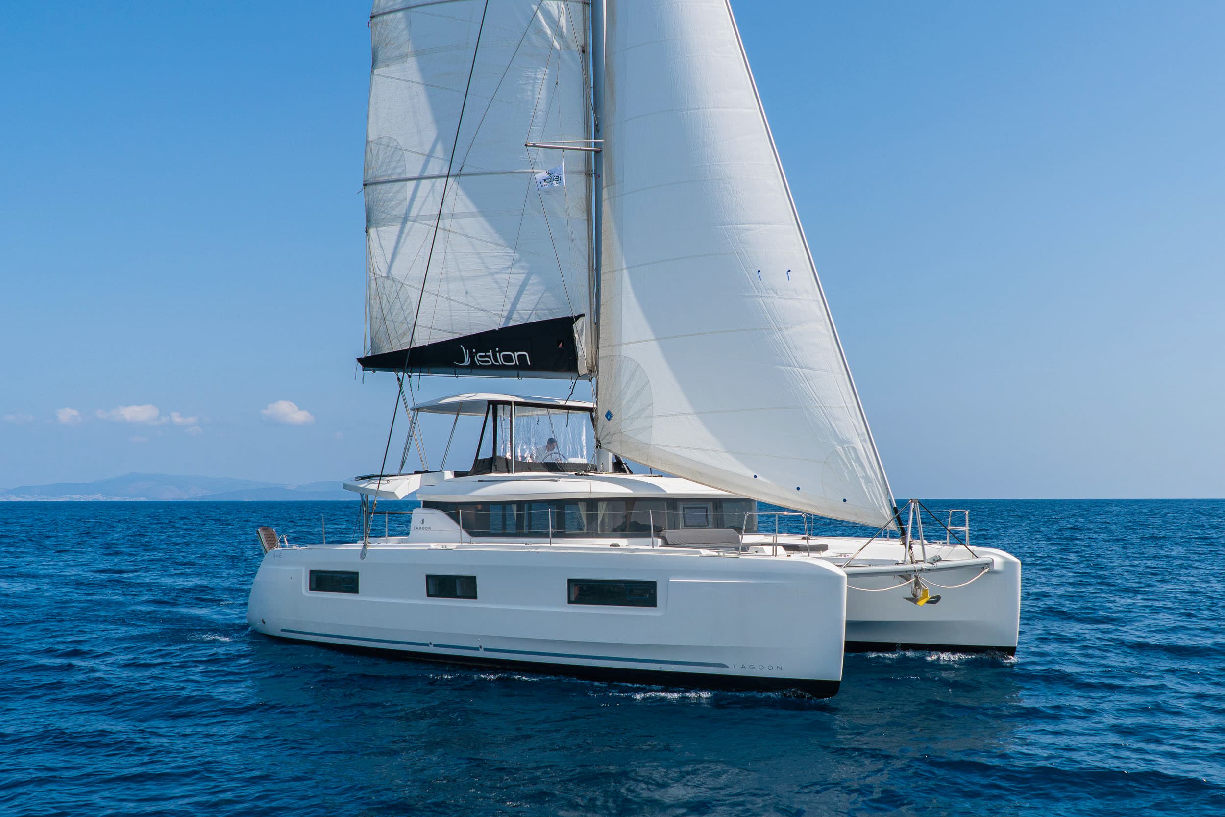 Lagoon 46  - photo 15