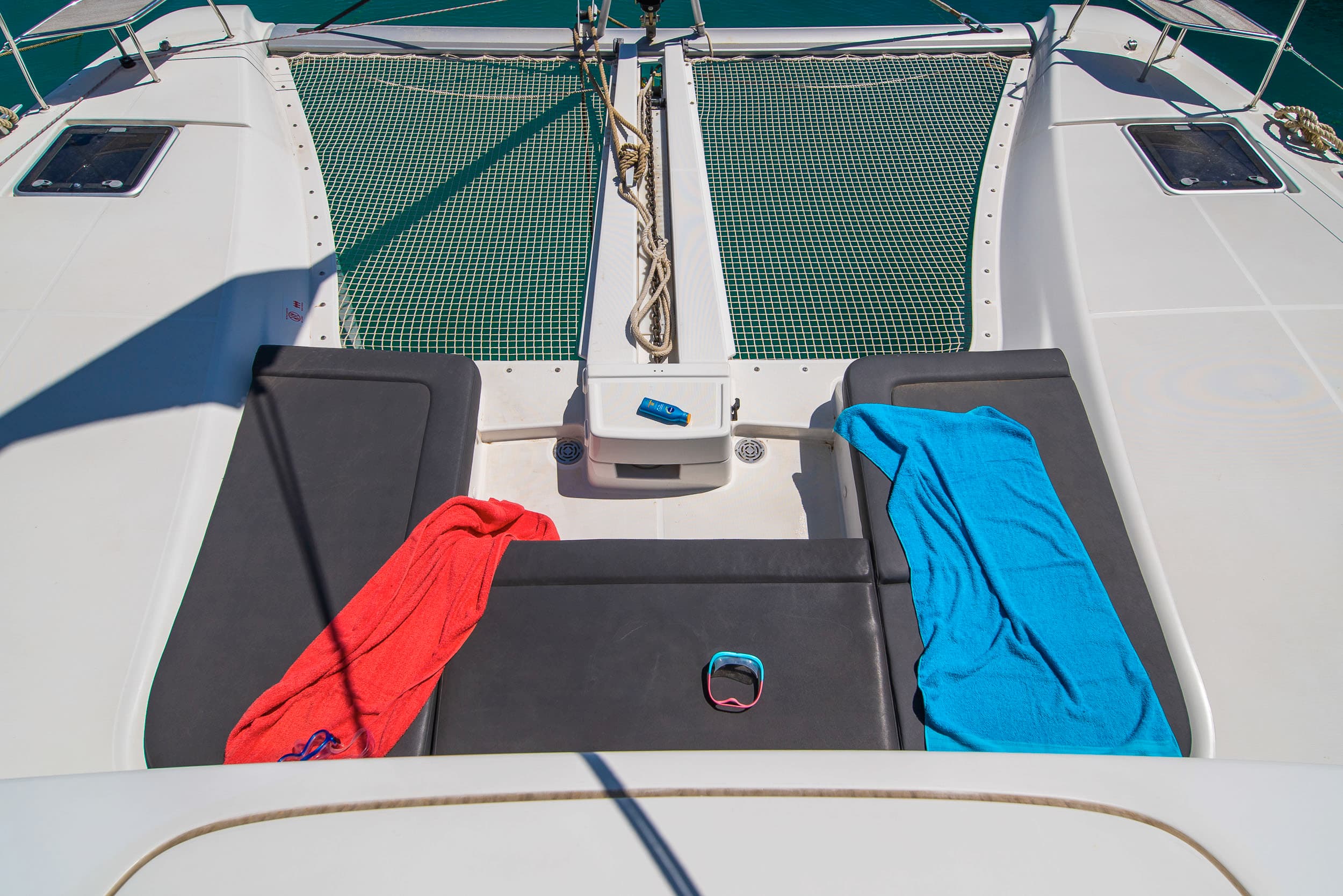 Lagoon 46  - photo 10