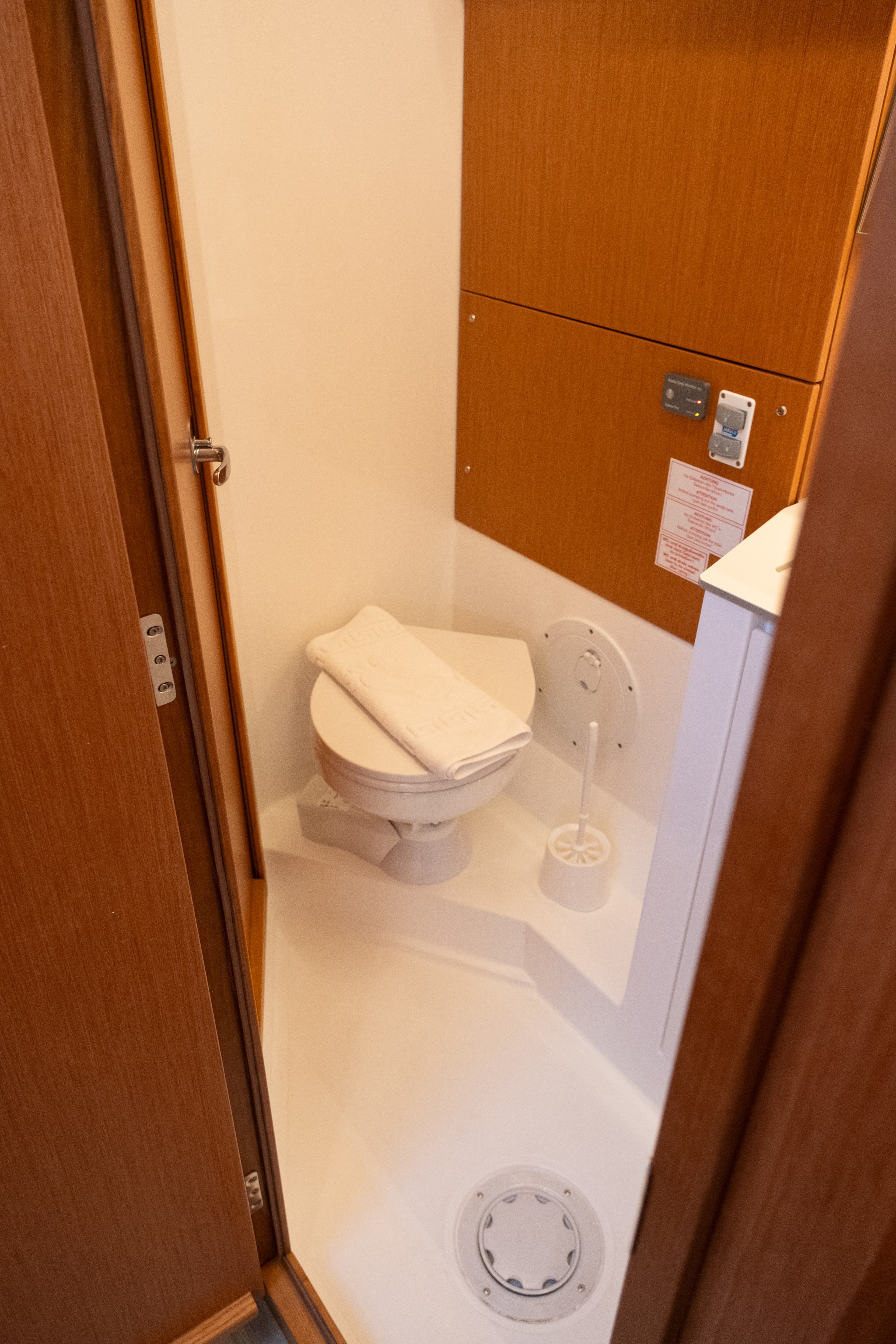 Bavaria C46 - photo 23