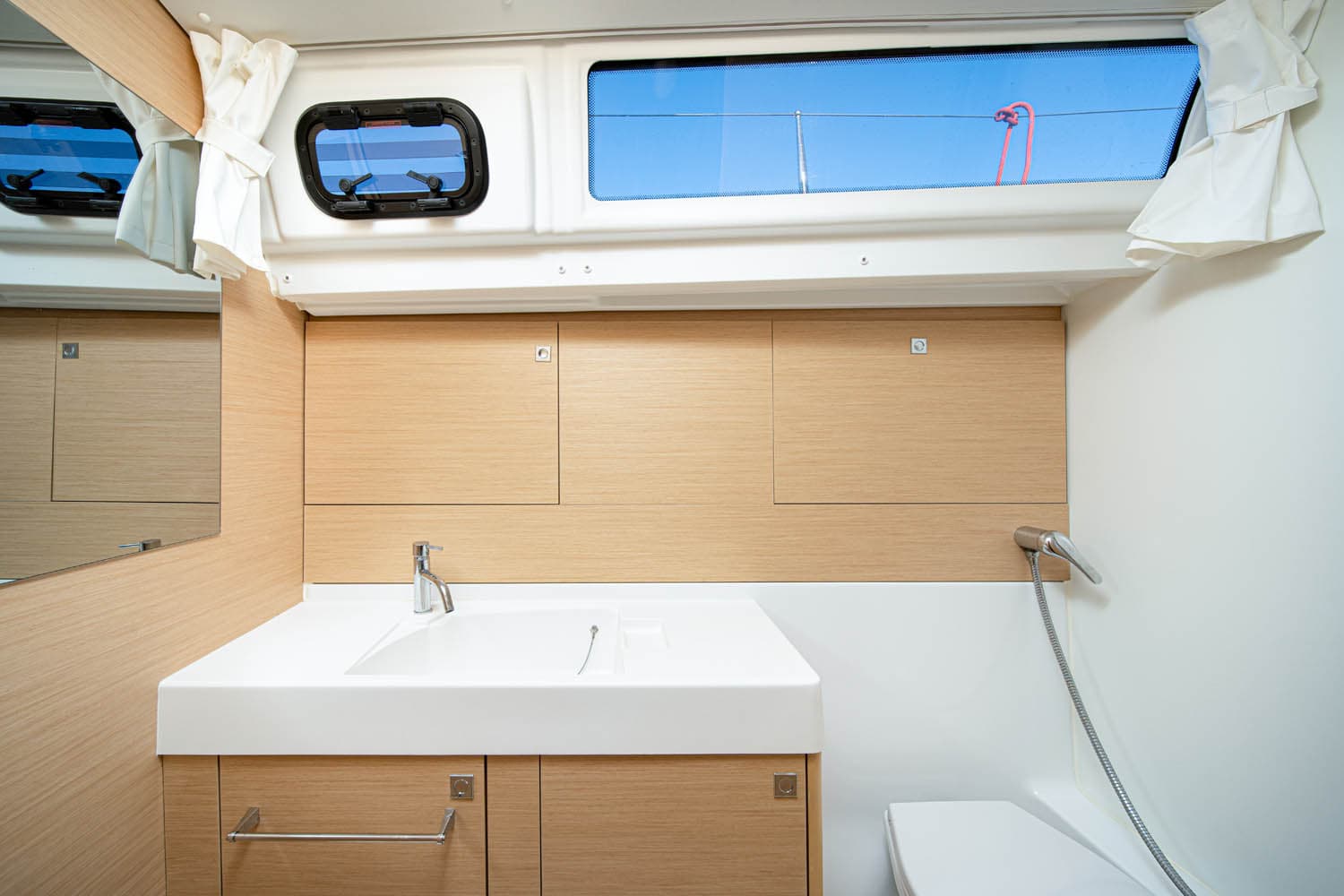 Sun Odyssey 519 - photo 6