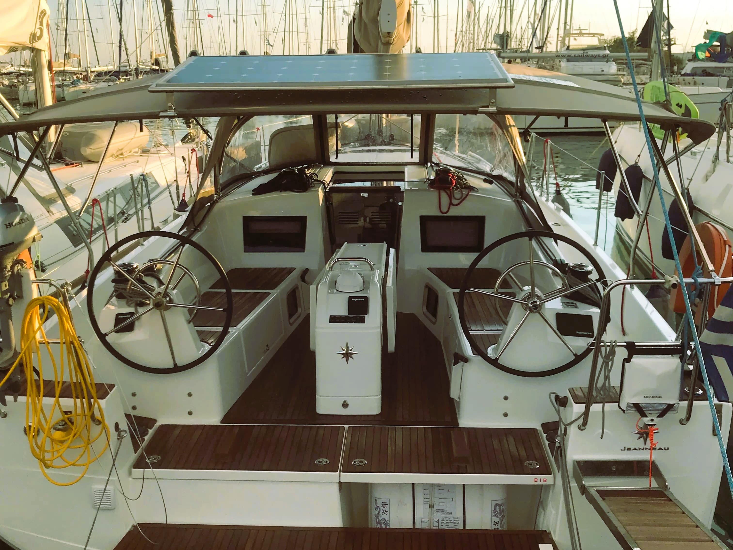 Sun Odyssey 410 - photo 4