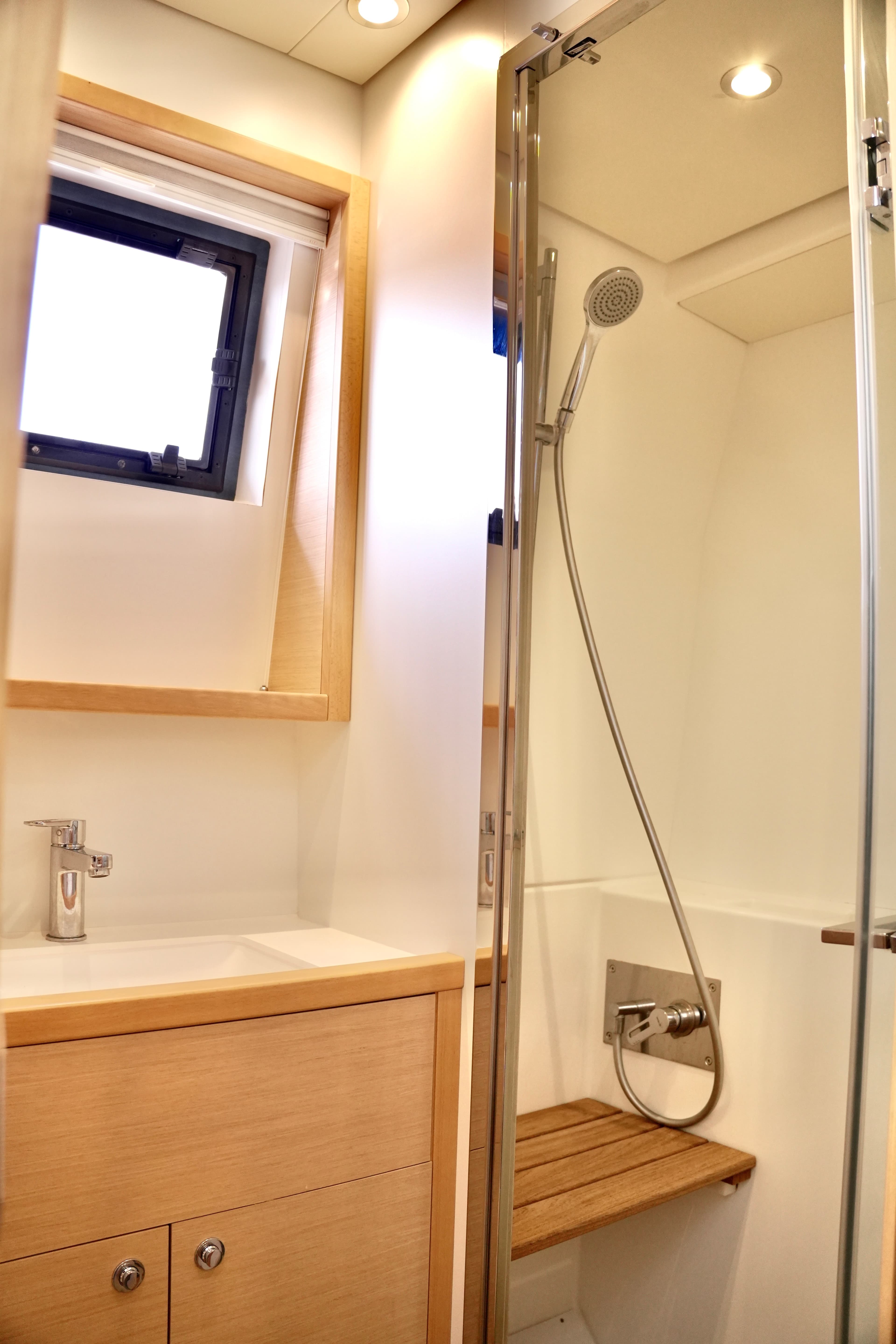 Lagoon 560 - photo 12