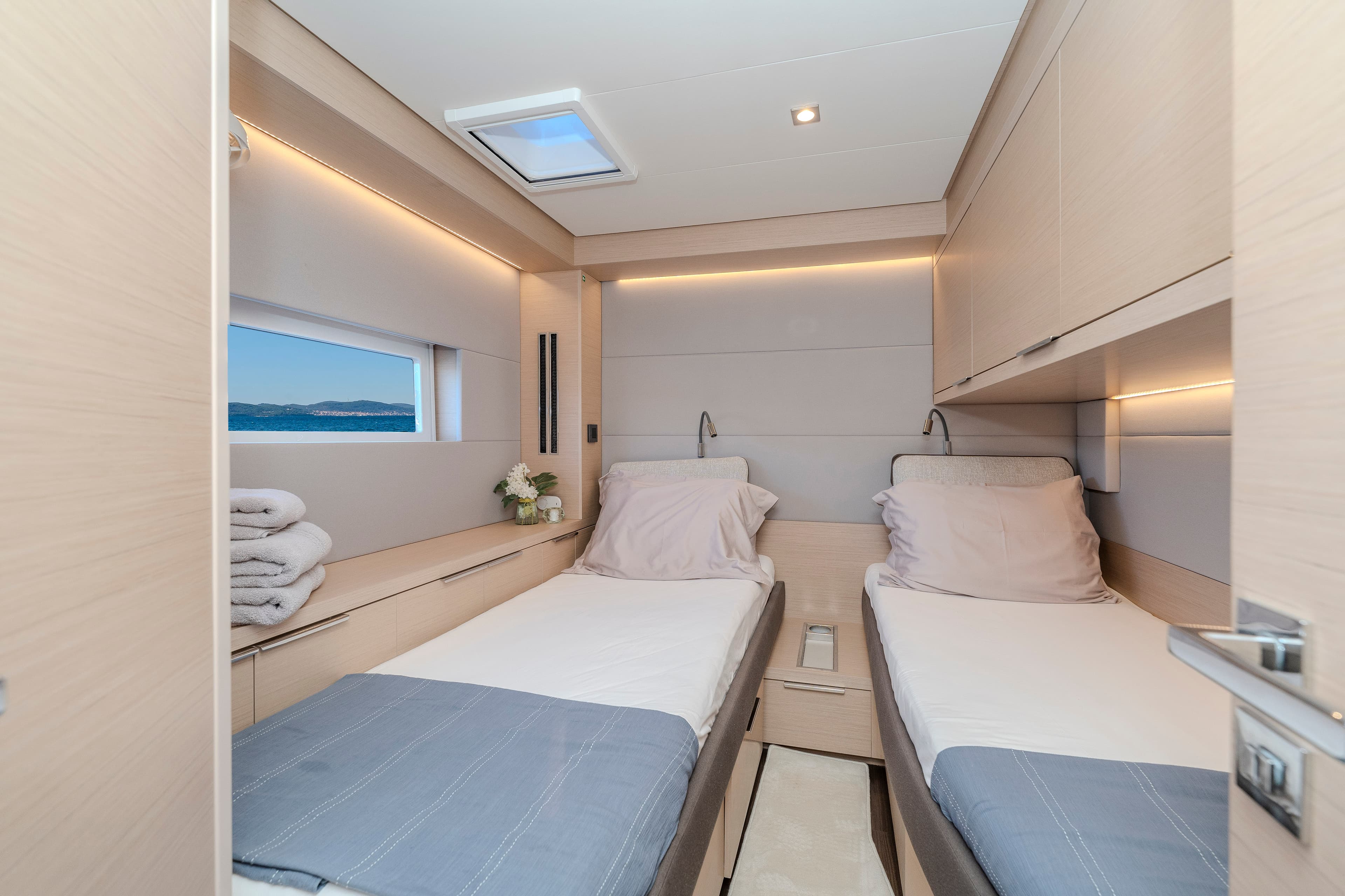 Lagoon 55 - photo 36