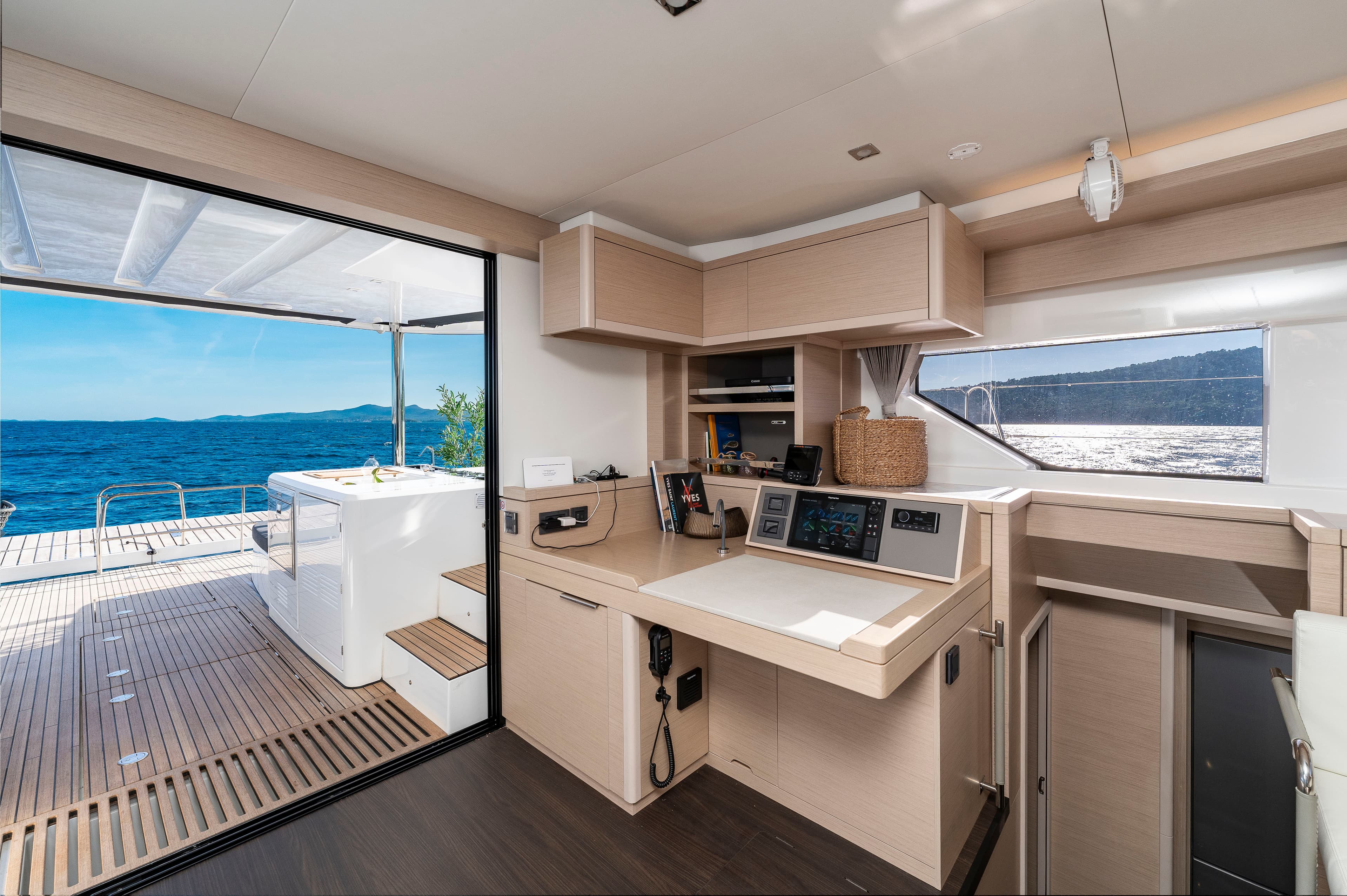 Lagoon 55 - photo 40