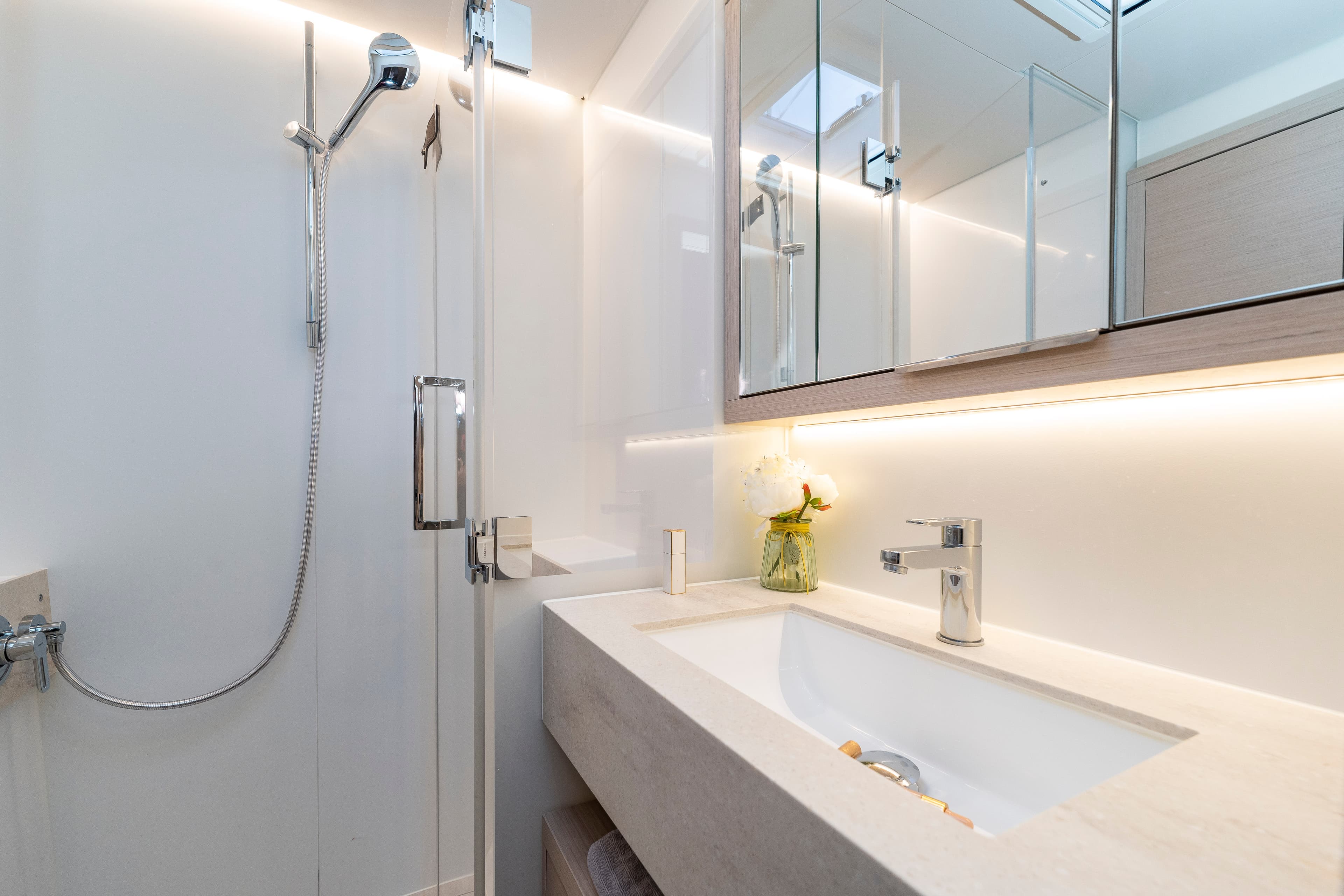 Lagoon 55 - photo 63