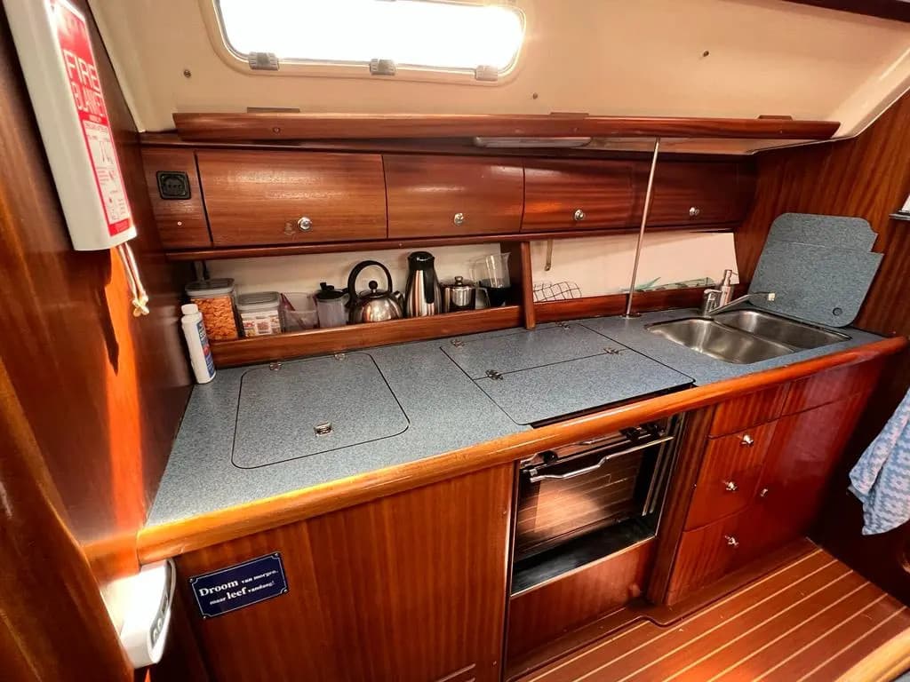 Bavaria 41 - photo 8