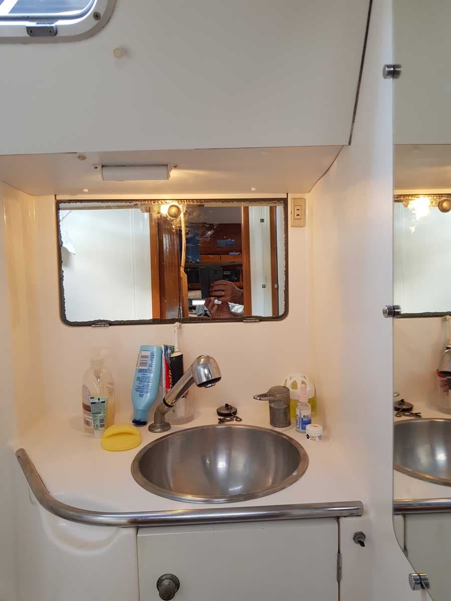 Sun Odyssey 45.2 - photo 4