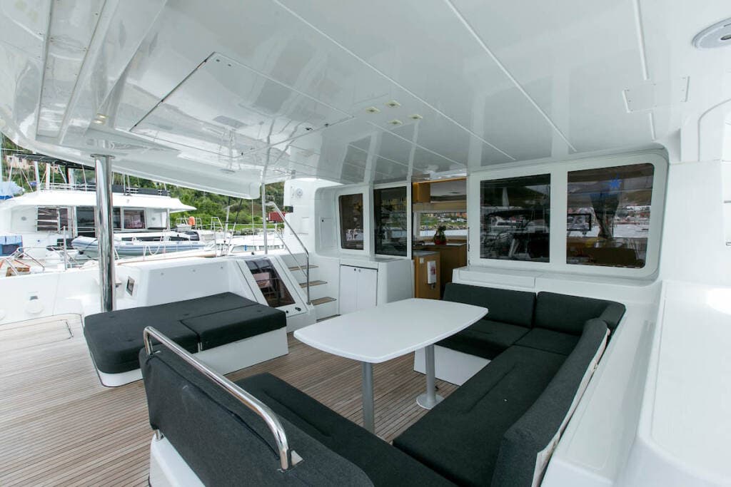 Lagoon 52F - photo 15