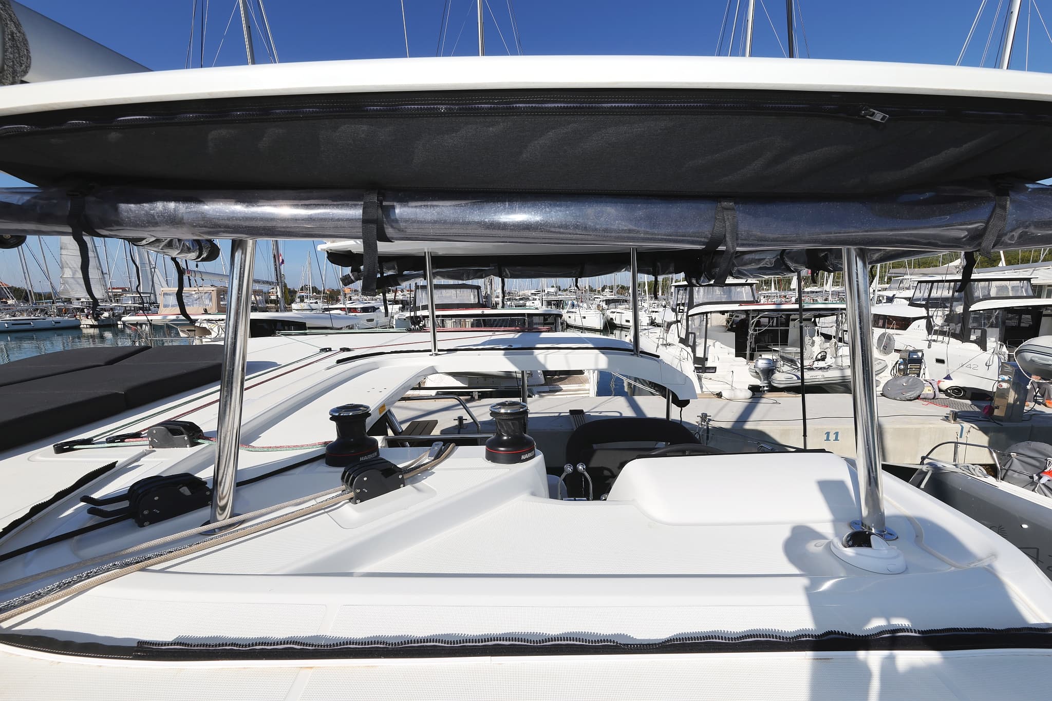 Lagoon 42 - photo 39