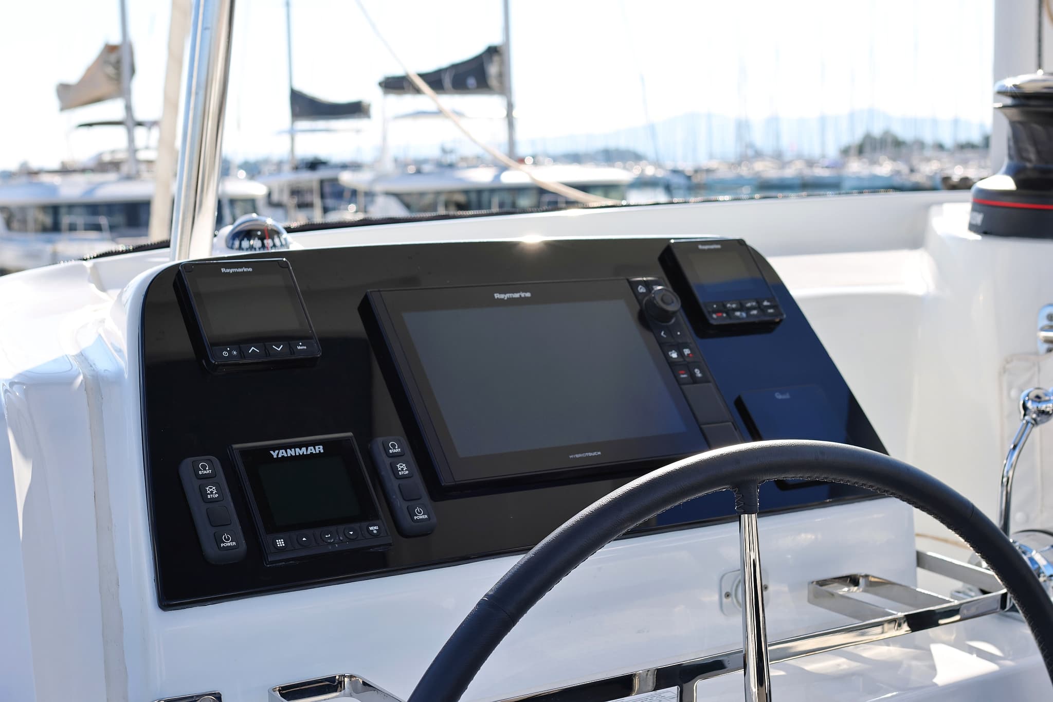 Lagoon 42 - photo 12