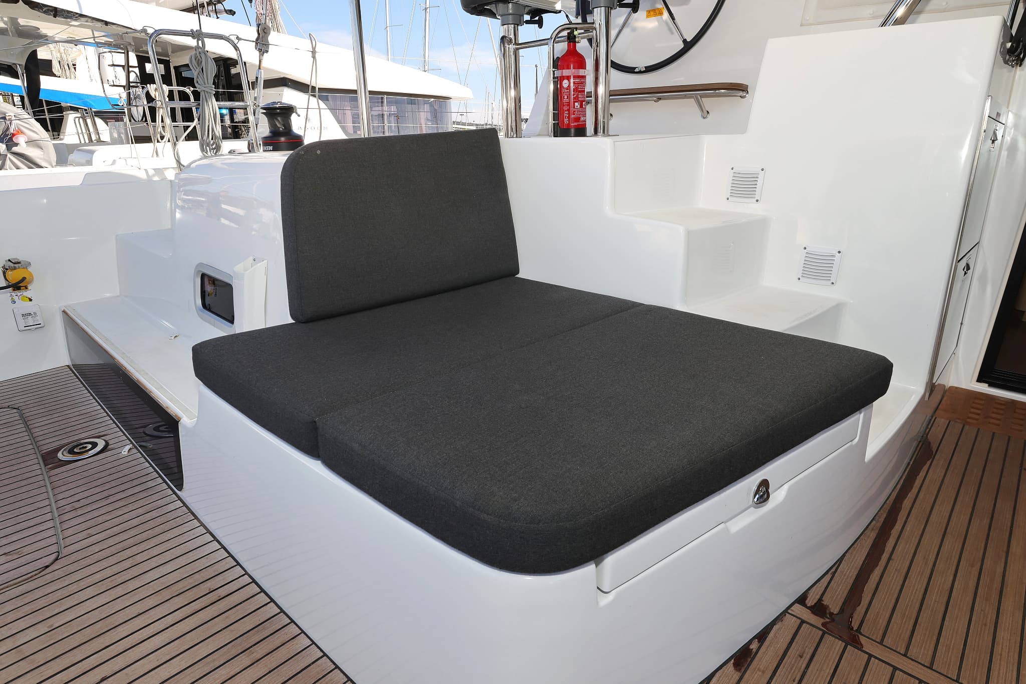 Lagoon 42 - photo 20