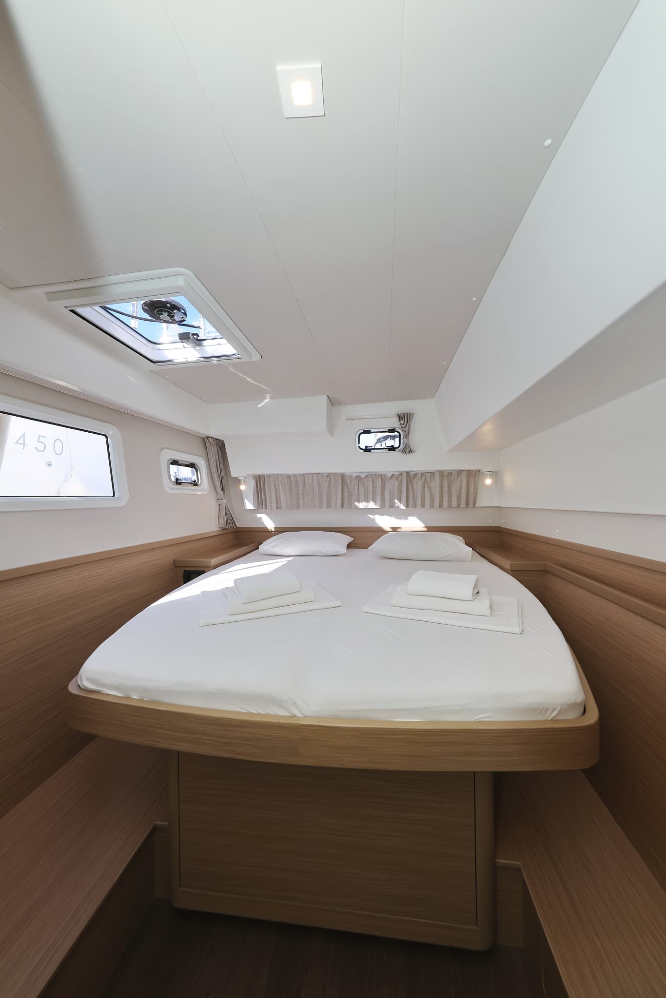 Lagoon 42 - photo 48