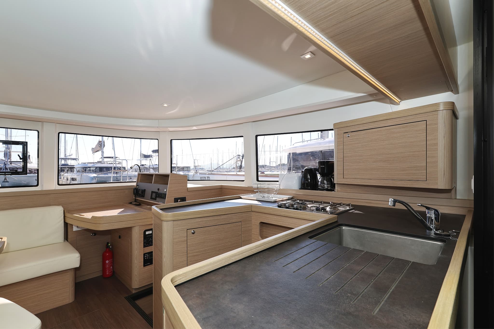 Lagoon 42 - photo 29