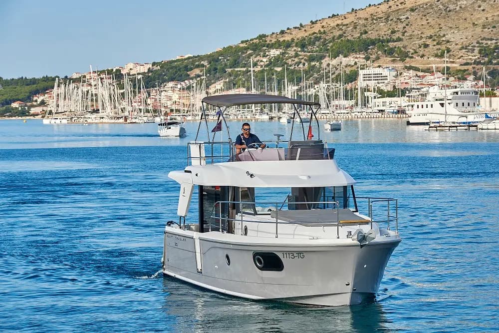 Swift Trawler 30 - photo 14