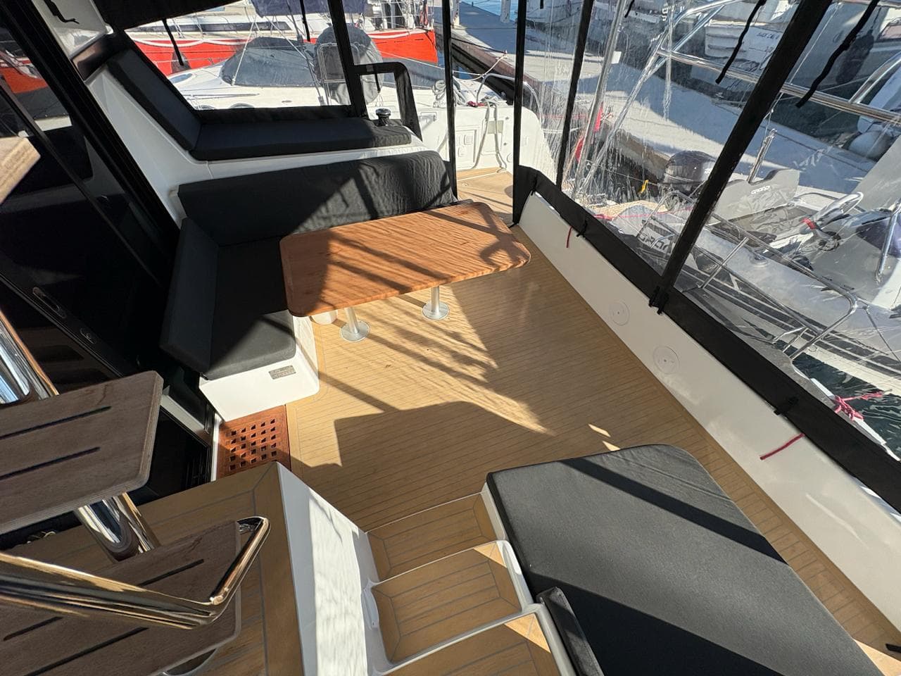 Lagoon 42 - photo 16