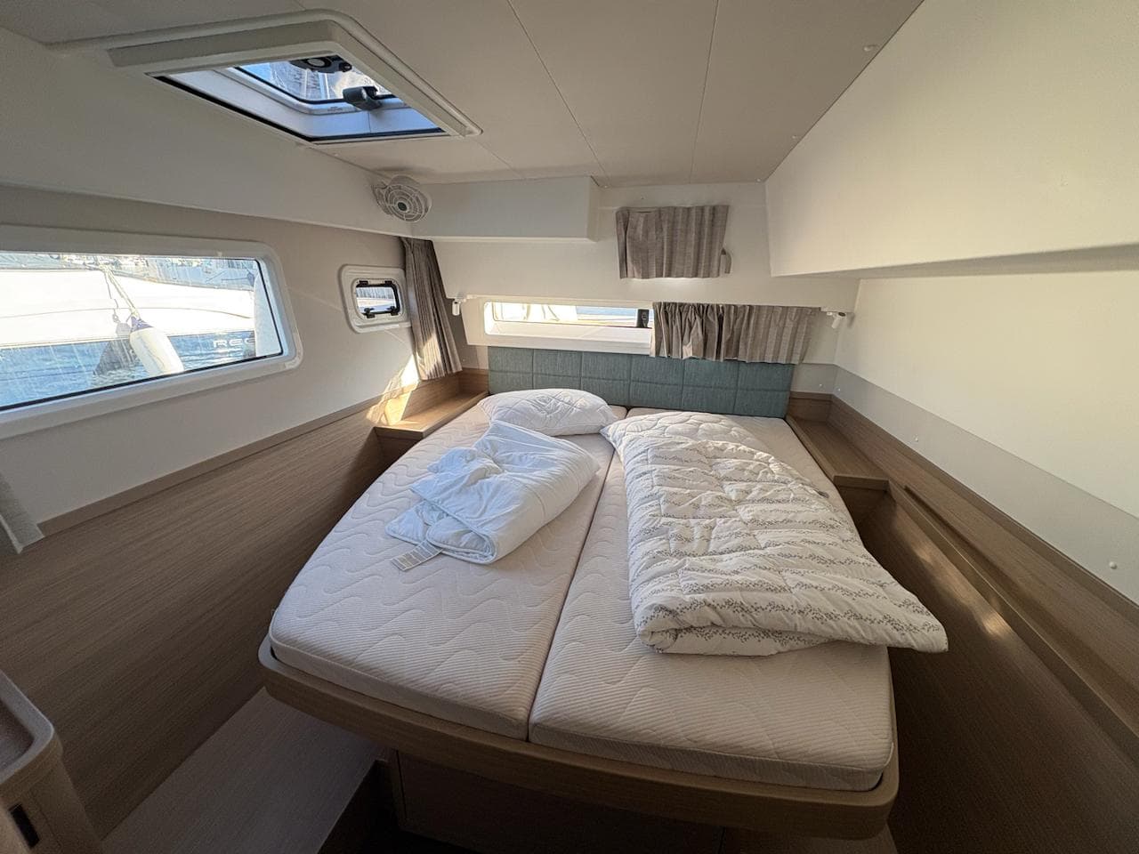 Lagoon 42 - photo 12