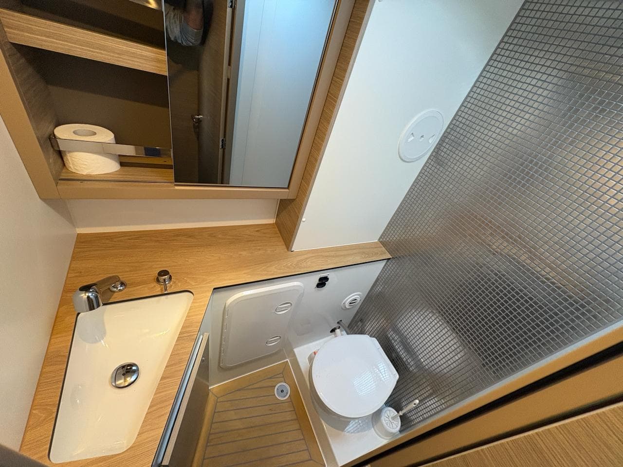 Lagoon 42 - photo 14