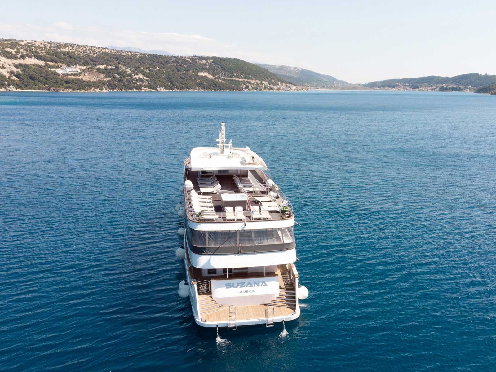 Luxury Motor Yacht - photo 13