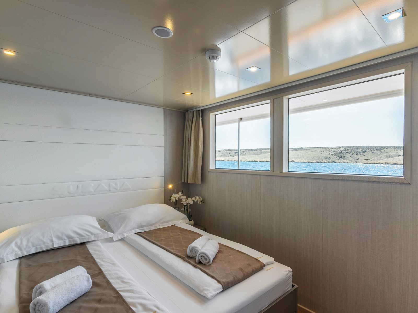 Luxury Motor Yacht - photo 17