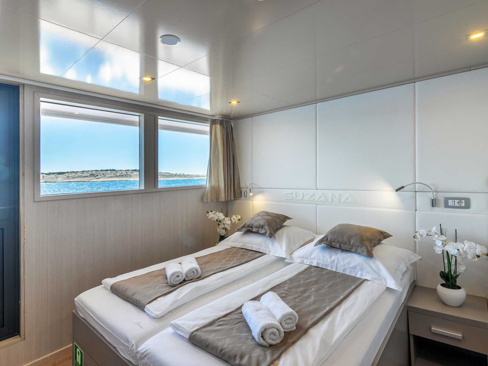 Luxury Motor Yacht - photo 63