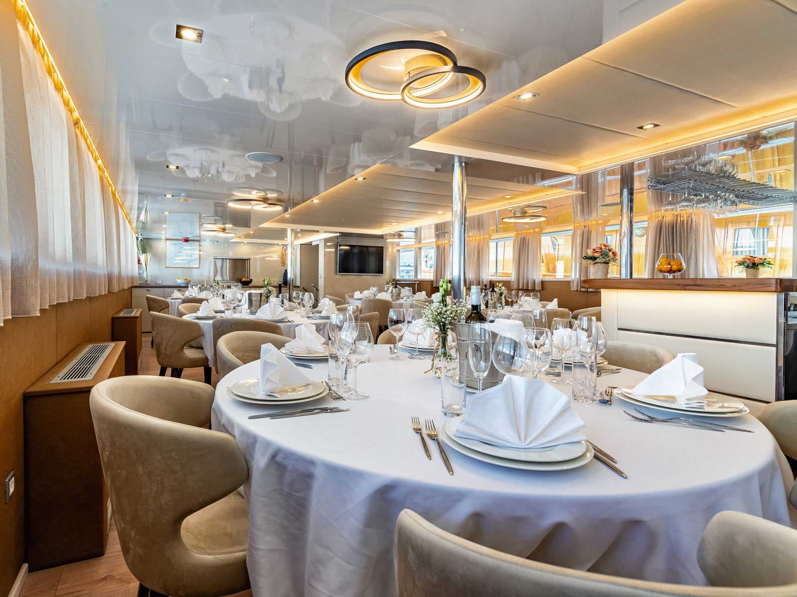 Luxury Motor Yacht - photo 61