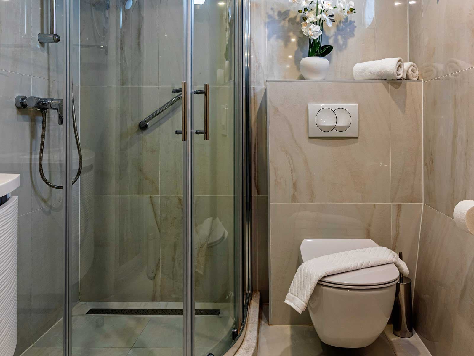 Luxury Motor Yacht - photo 12