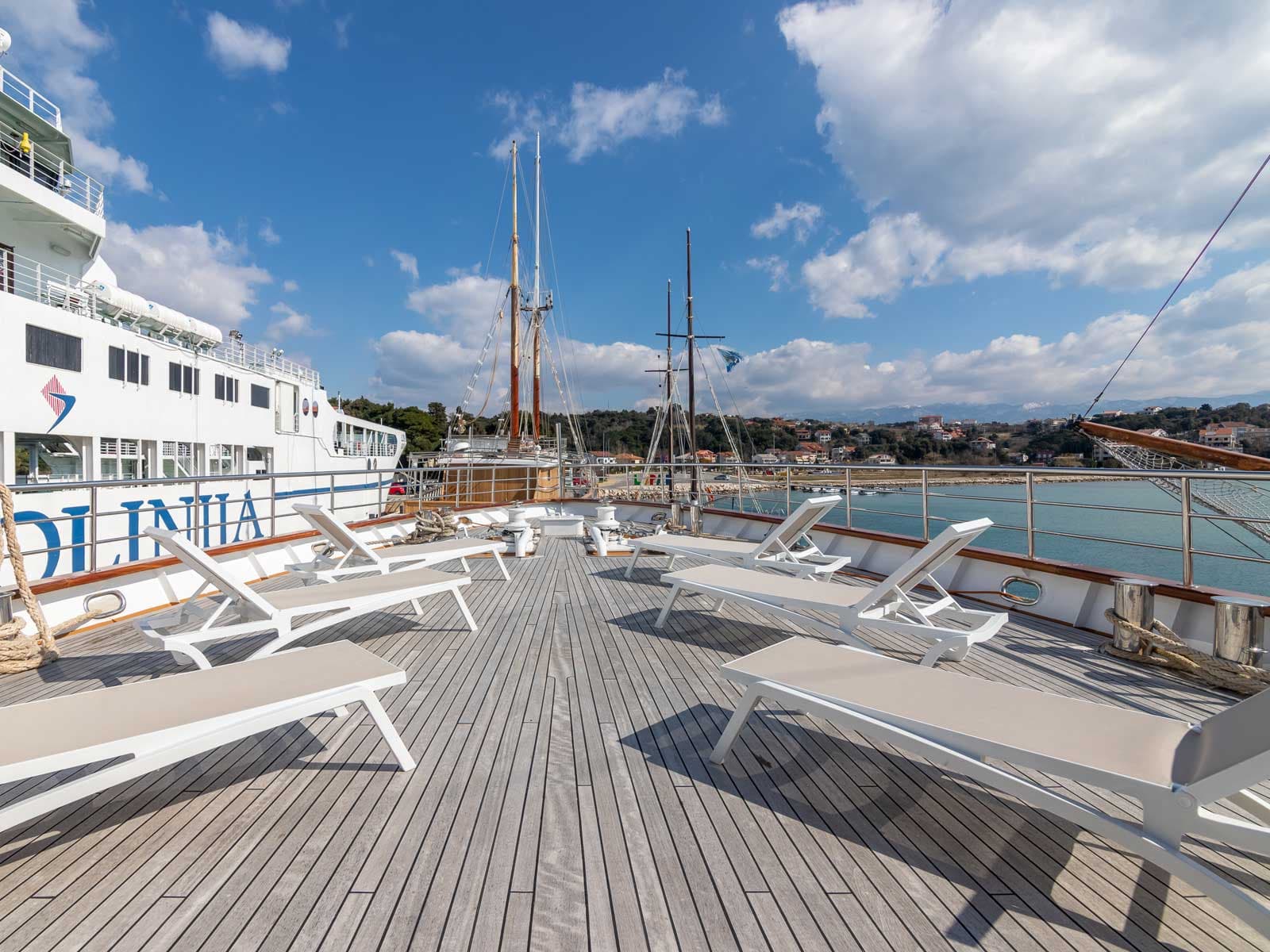 Luxury Motor Yacht - photo 16