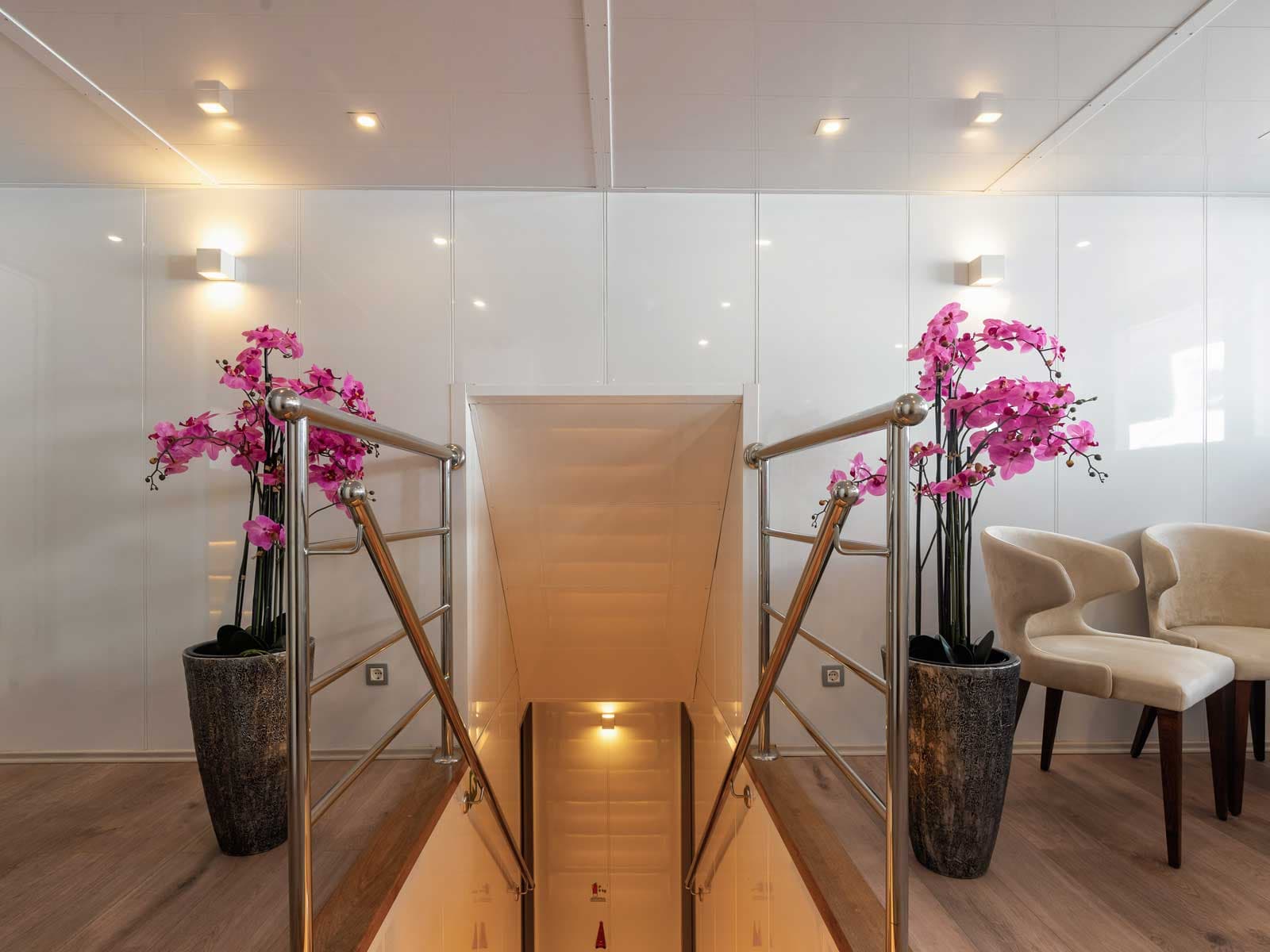 Luxury Motor Yacht - photo 21