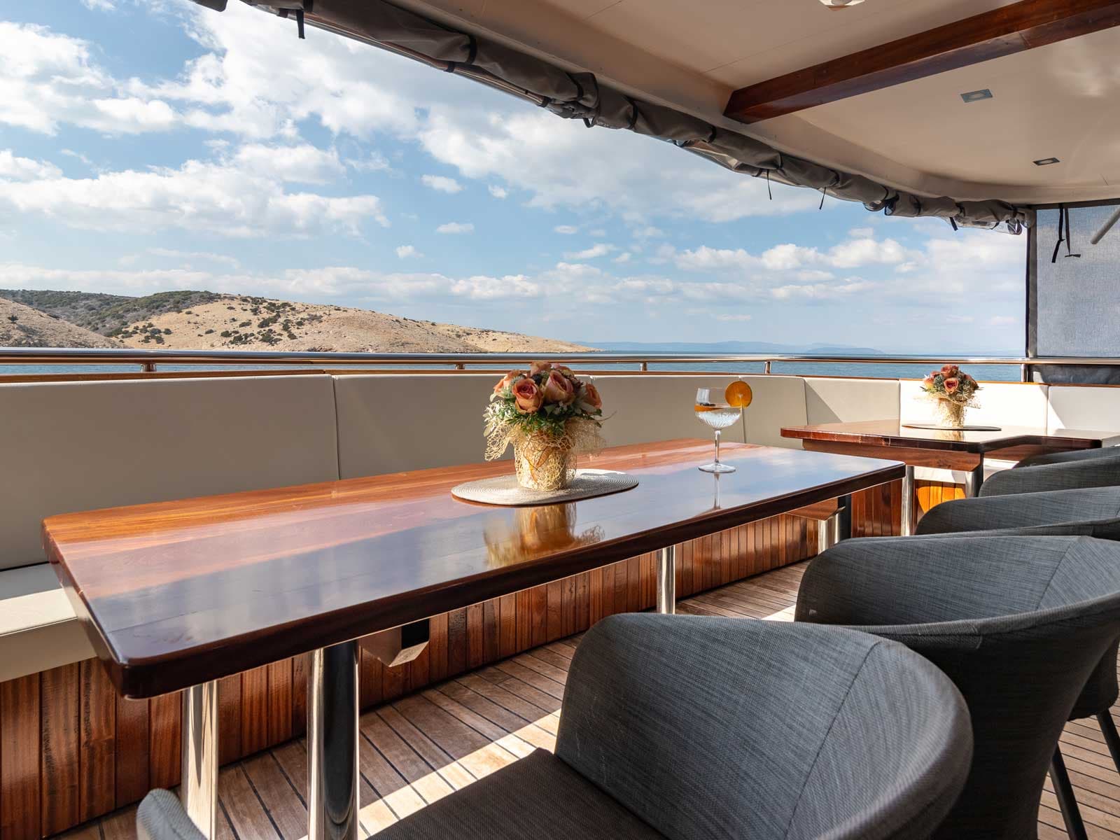 Luxury Motor Yacht - photo 35