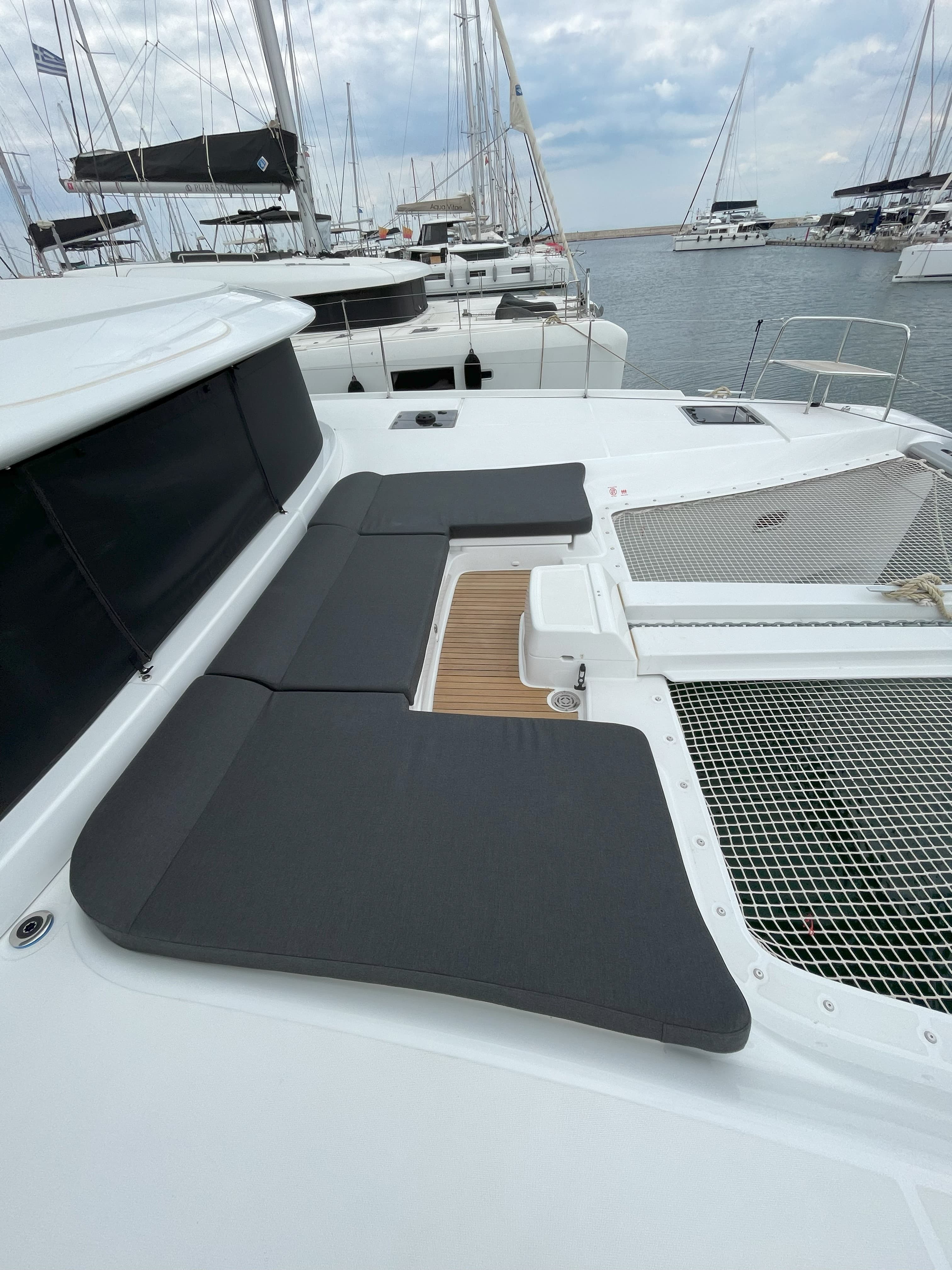 Lagoon 46  - photo 9