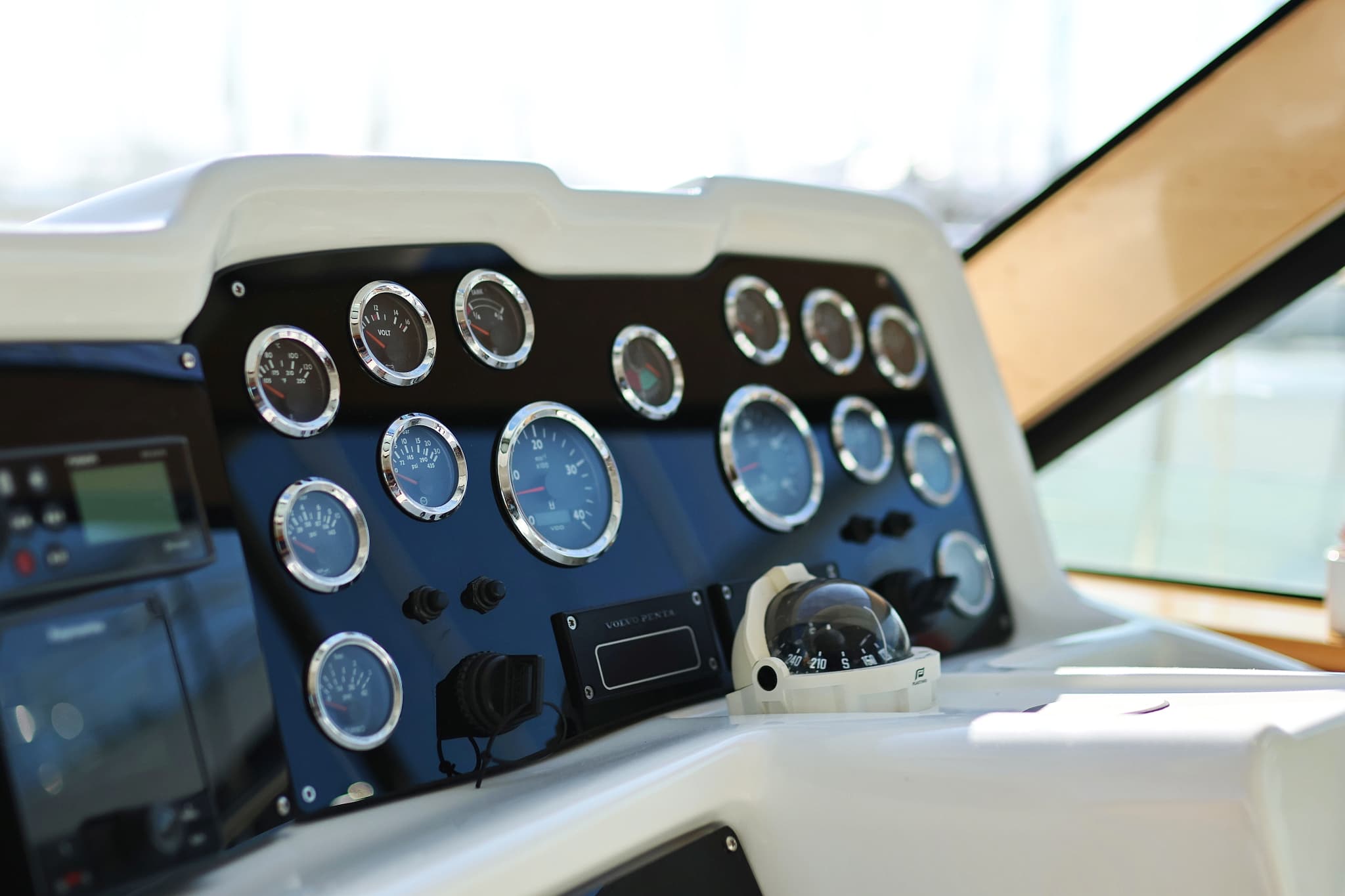 Antares 13.80 - photo 35