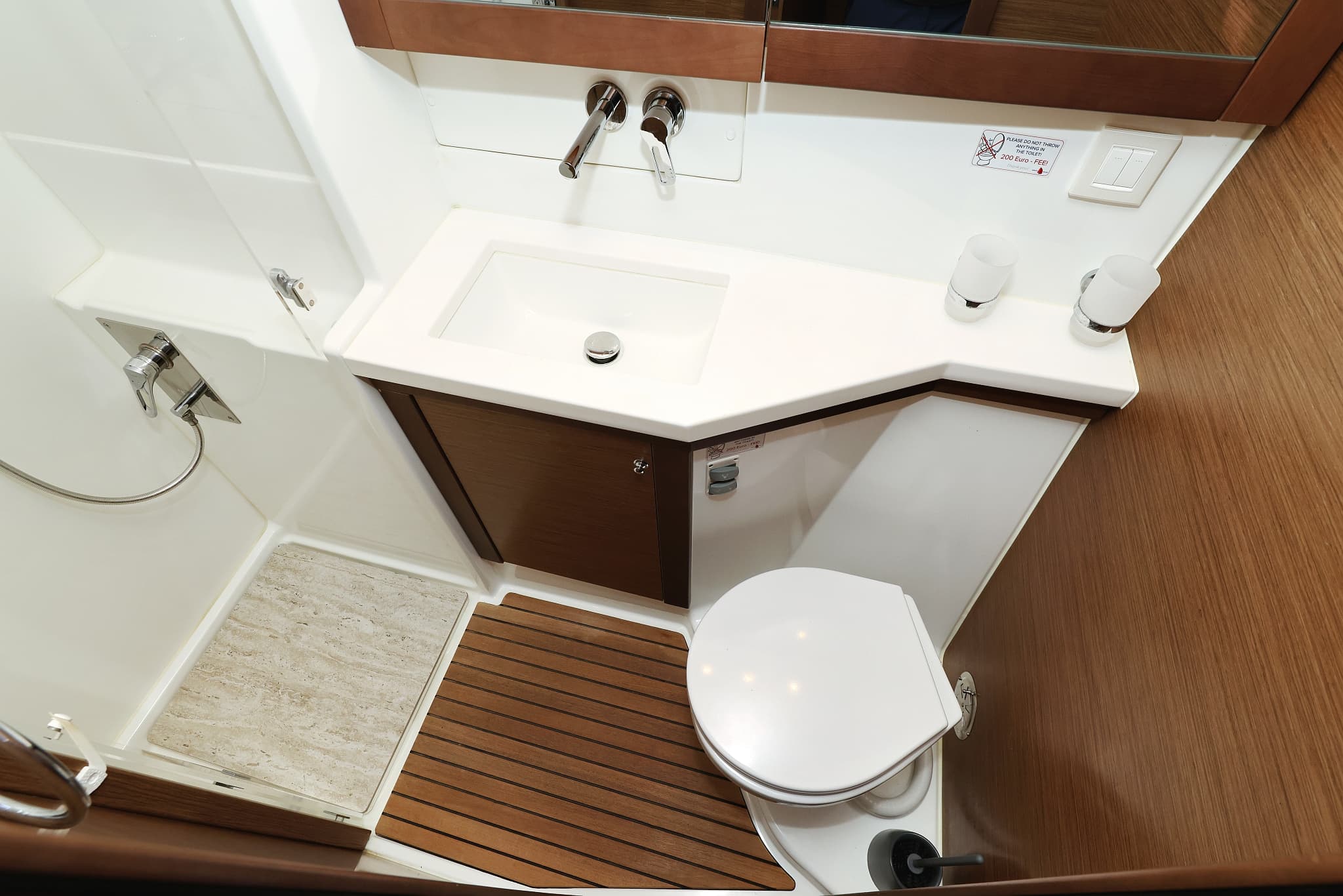 Lagoon 450 - photo 16