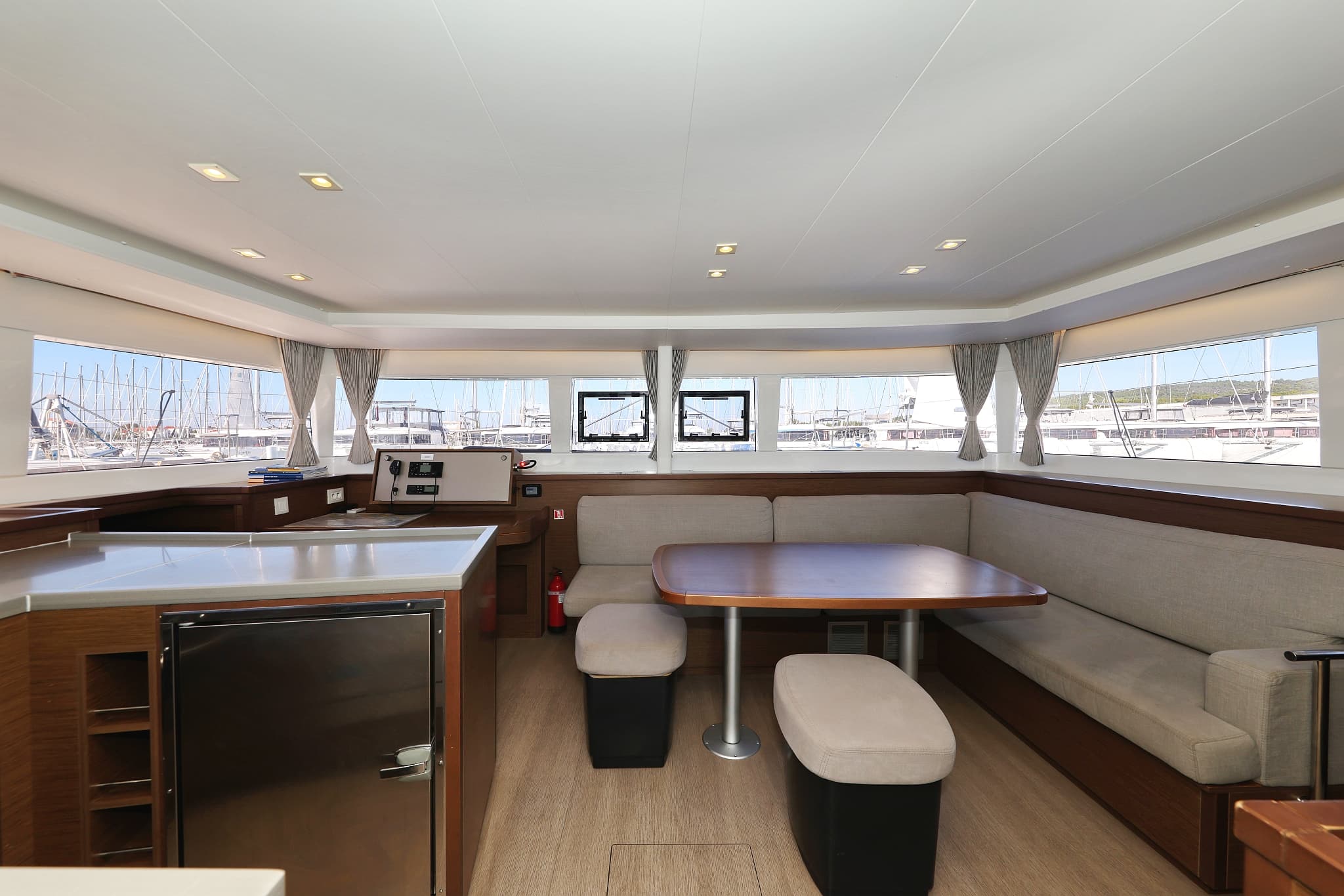 Lagoon 450 - photo 37