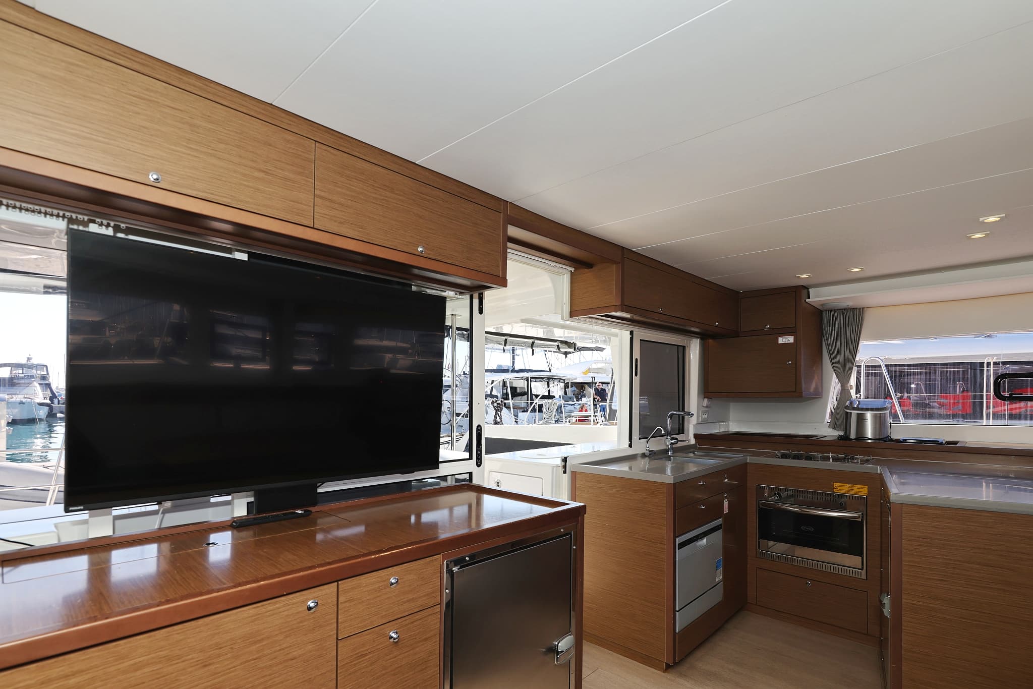 Lagoon 450 - photo 17