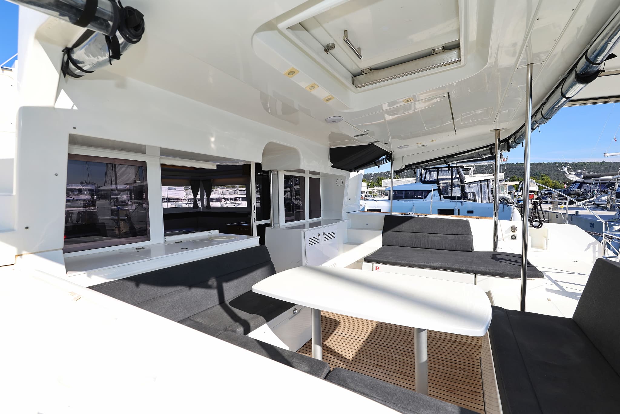 Lagoon 450 - photo 34