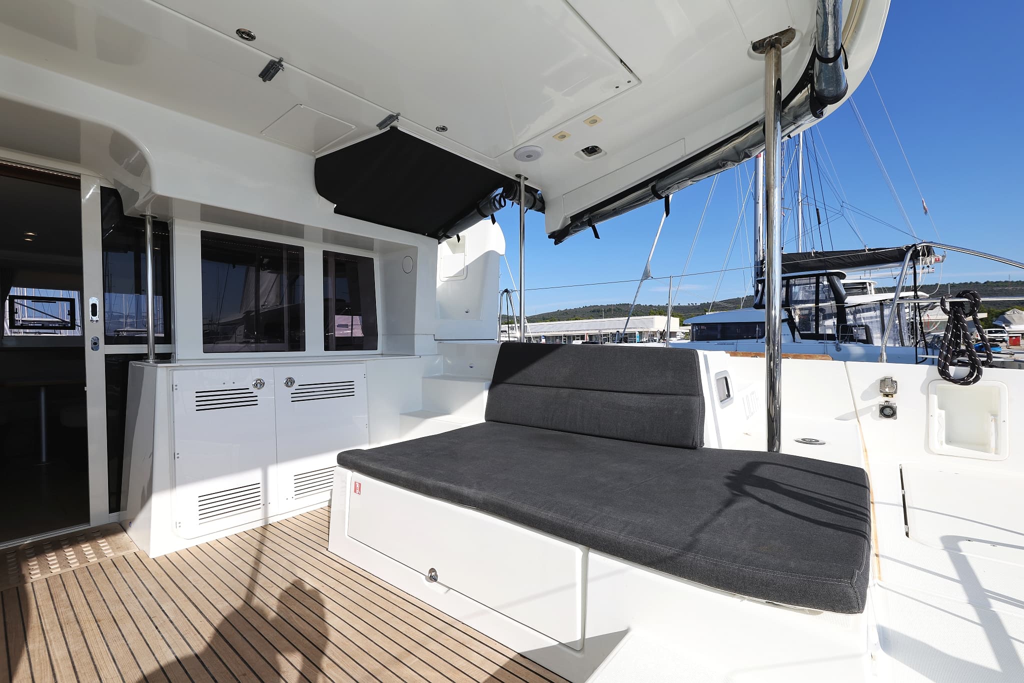 Lagoon 450 - photo 5