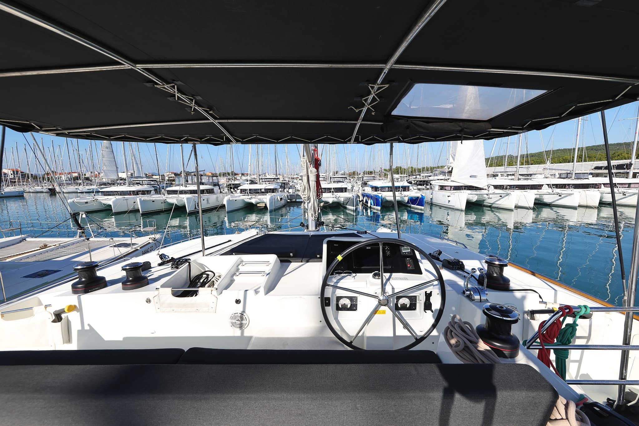 Lagoon 450 - photo 19